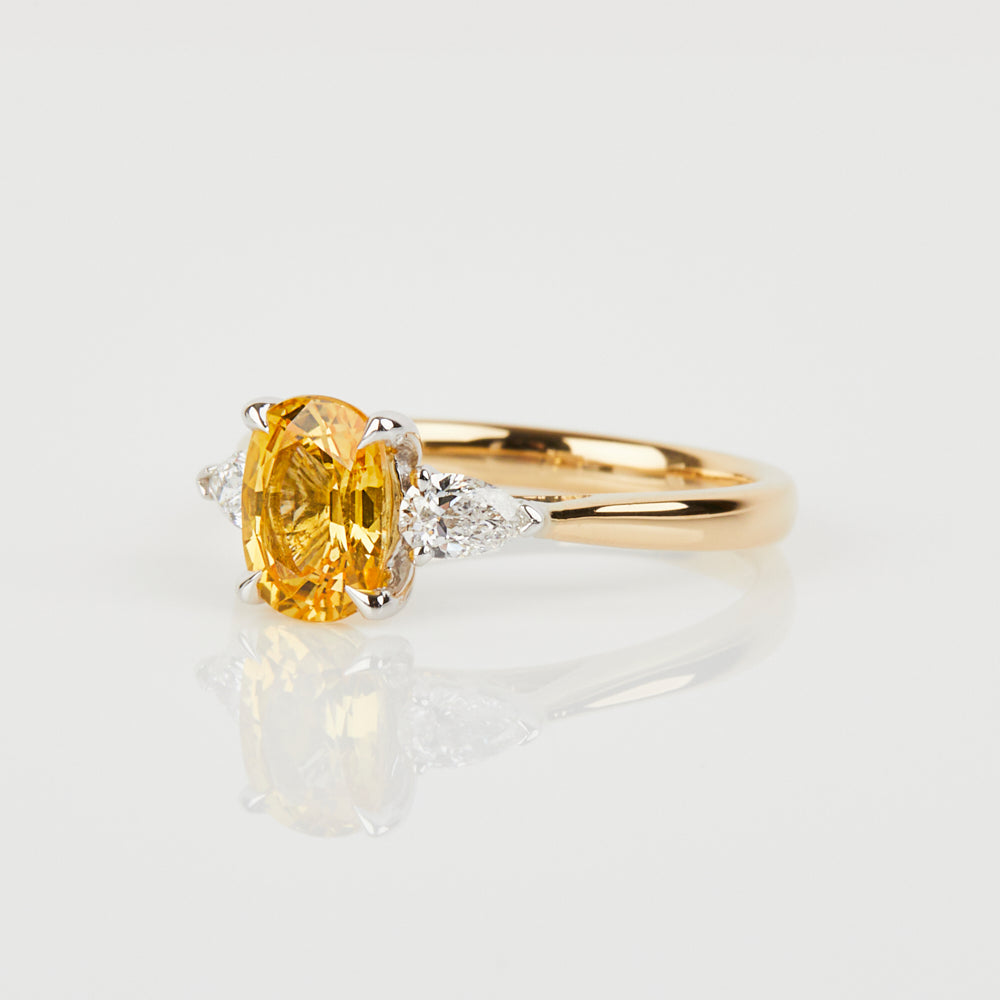 Sapphire engagement rings UK