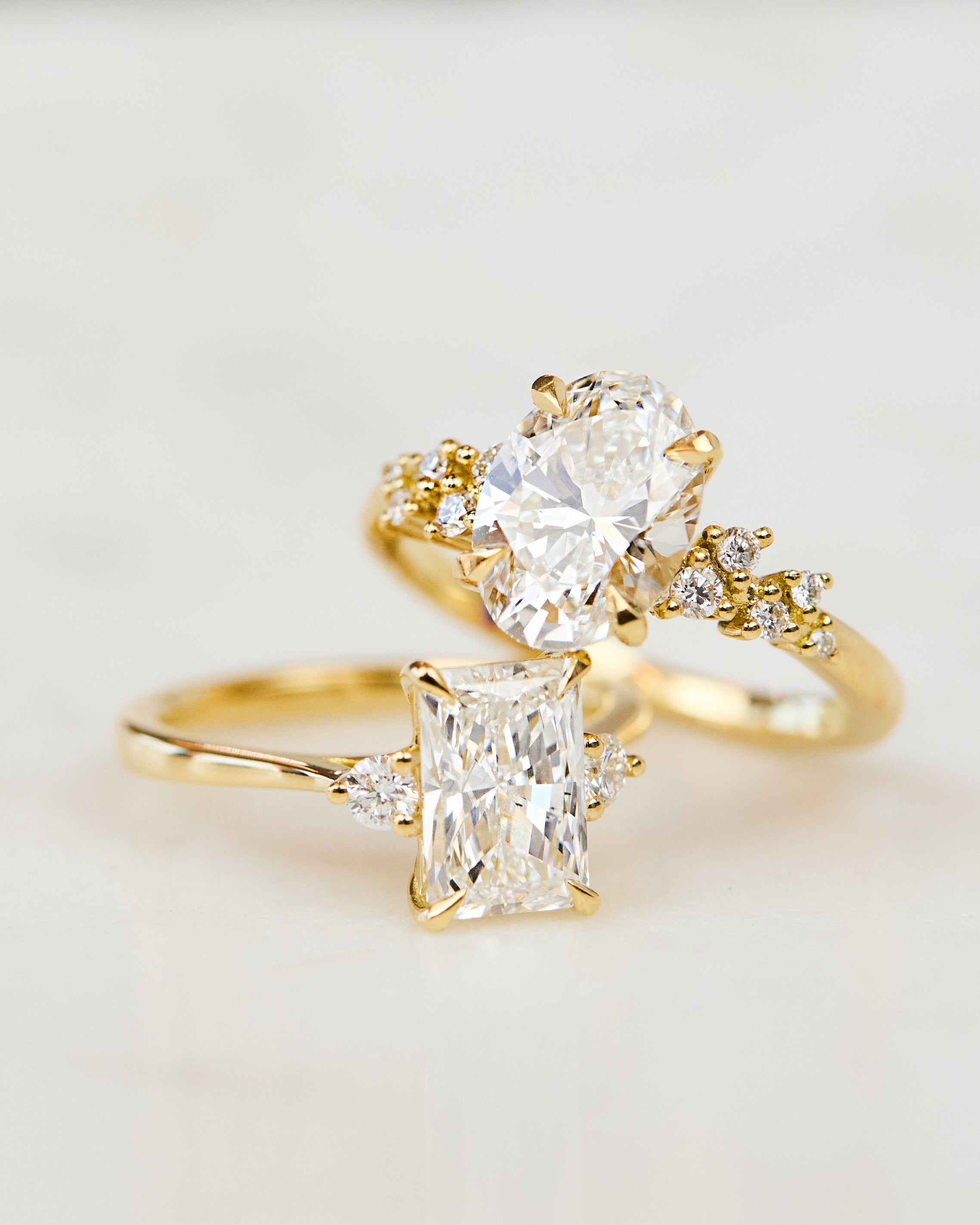 Lab-Grown Oval Diamond Yellow Gold Engagement Ring