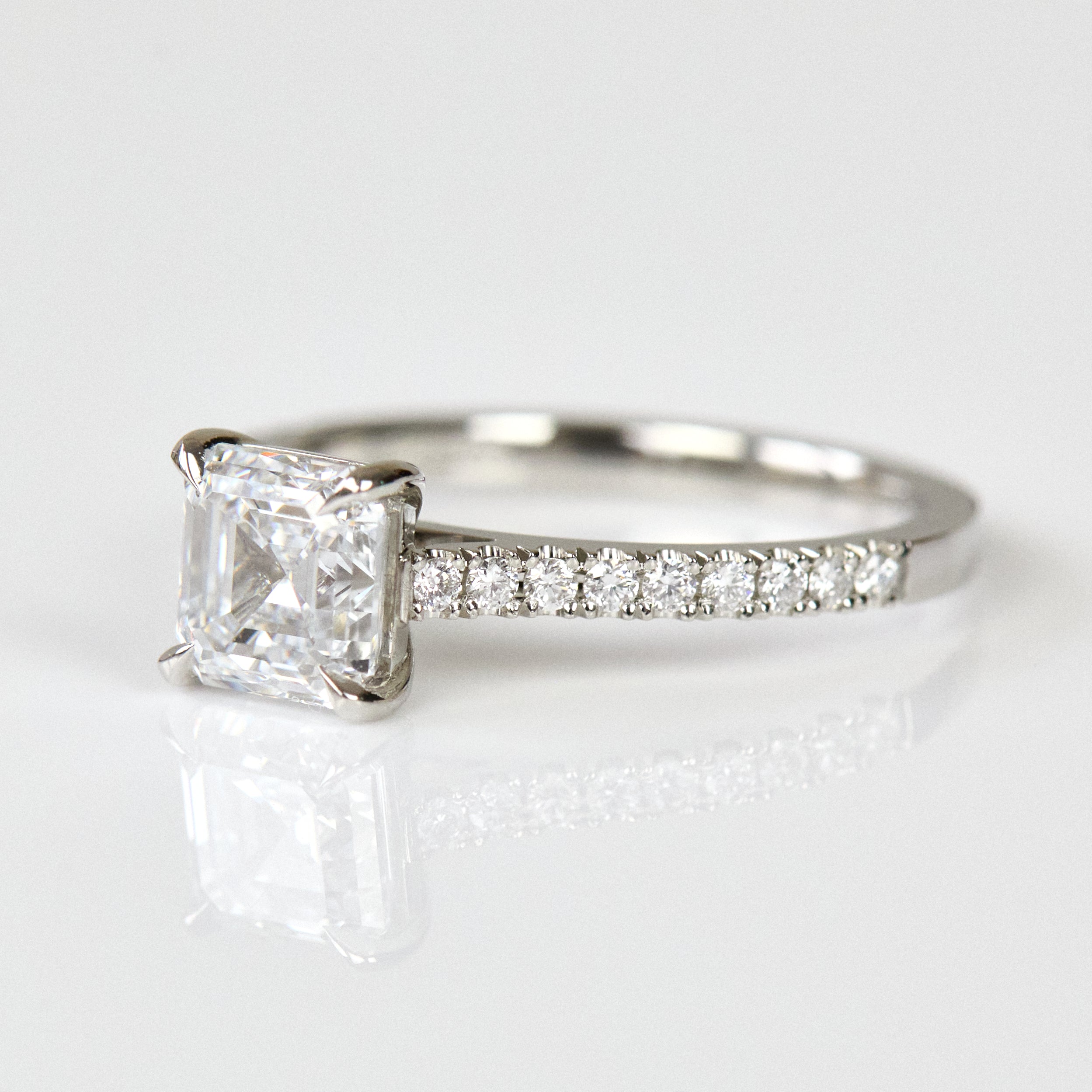Custom engagement rings