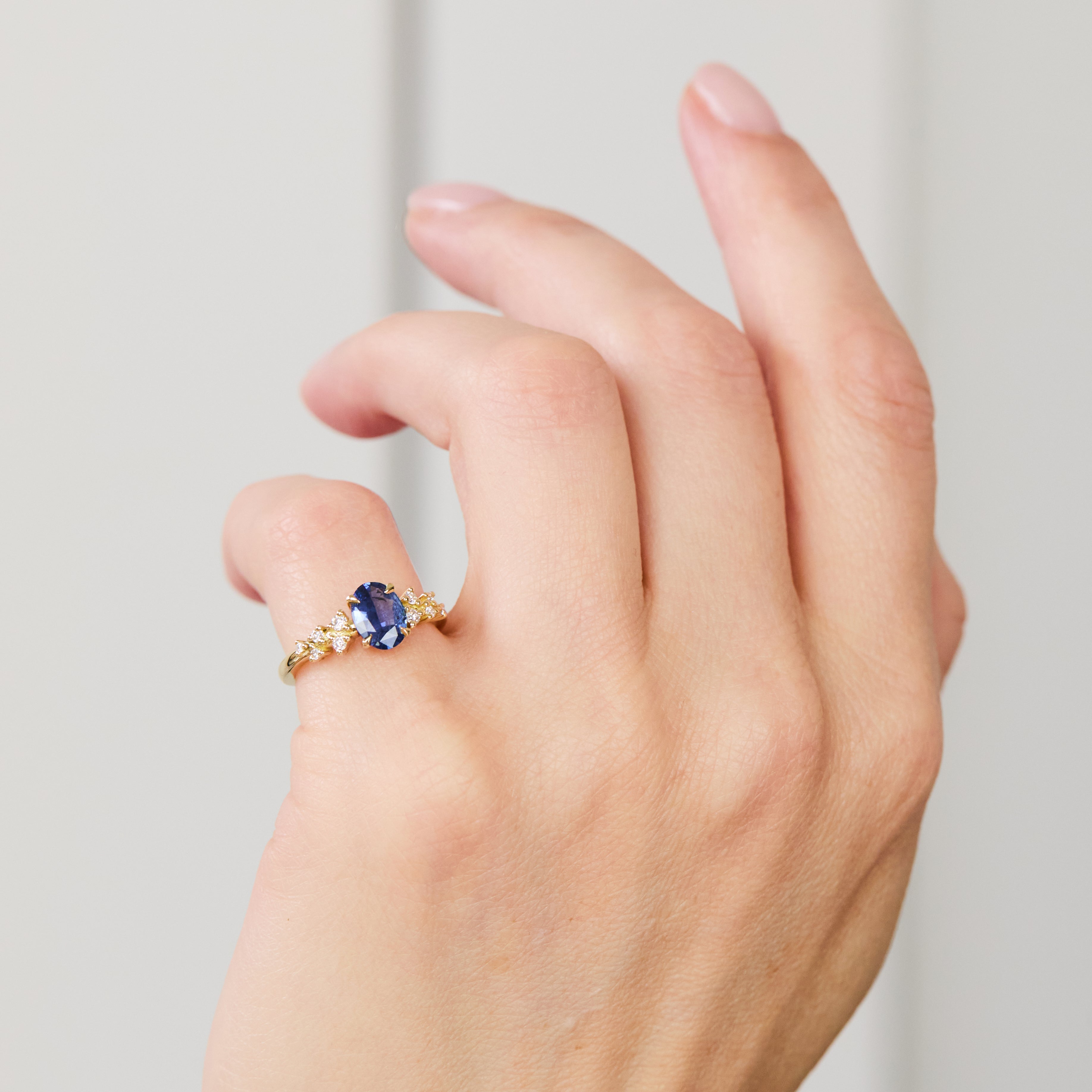 Sapphire engagement rings uk