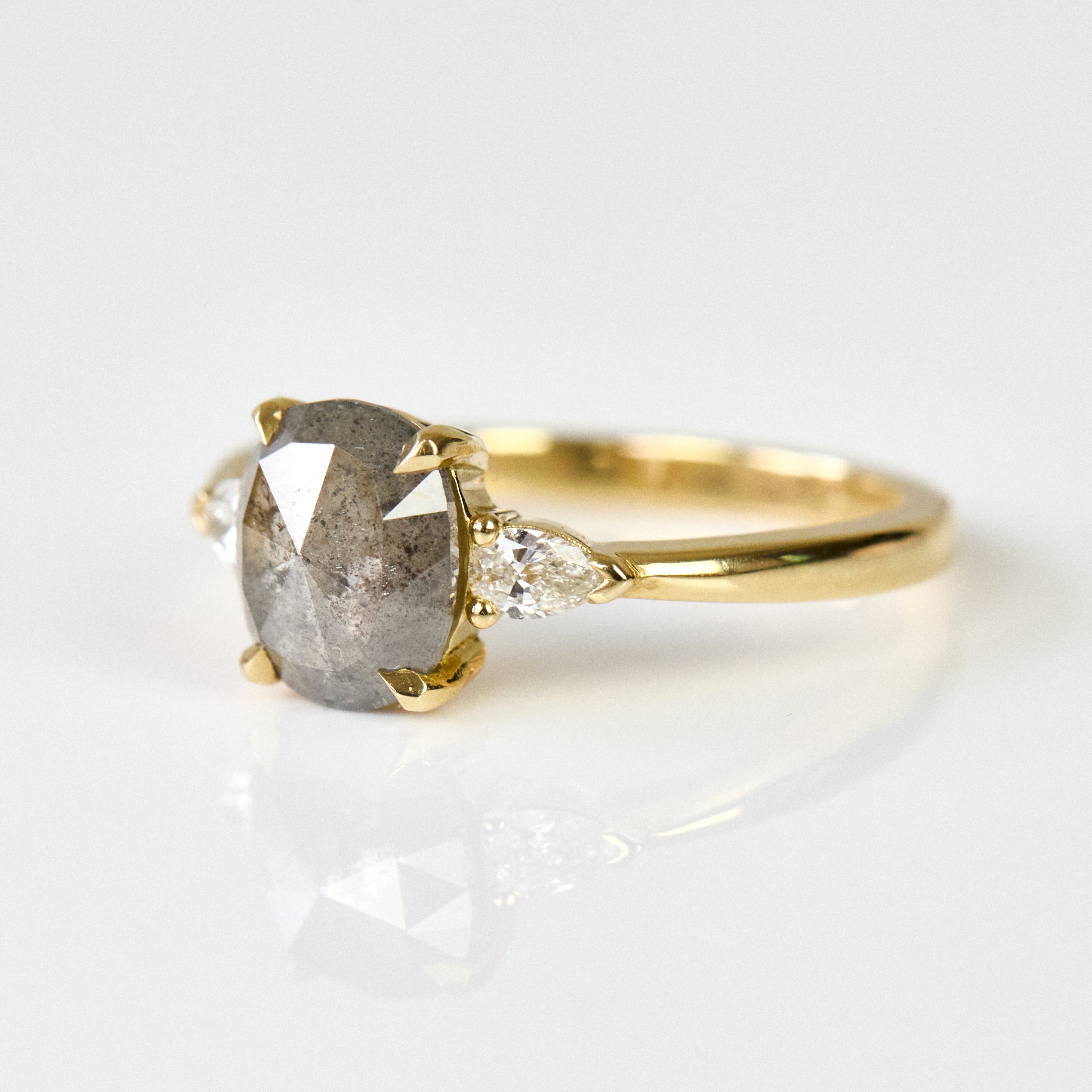 Custom engagement rings