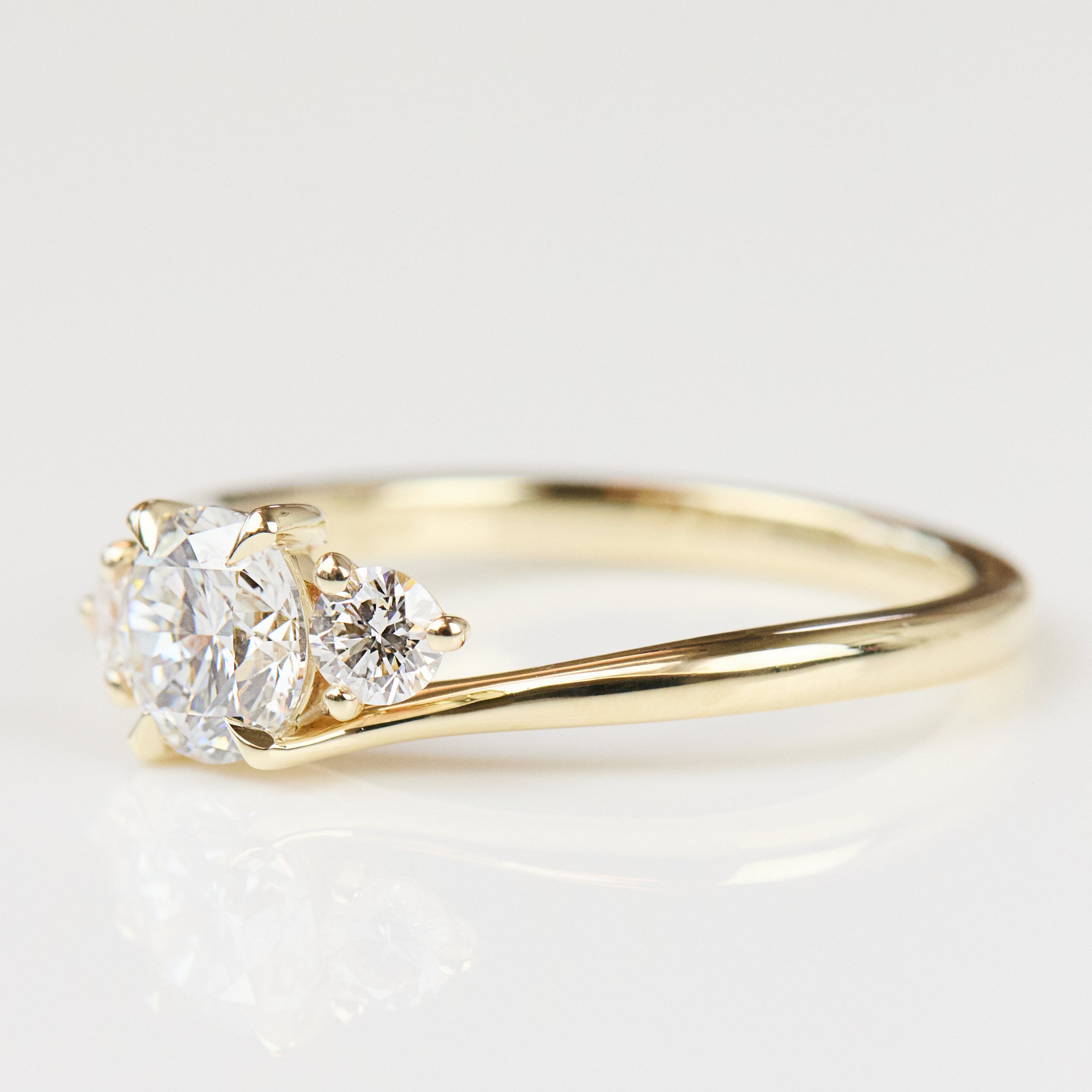 Round Brilliant Cut Lab-Grown Diamond Engagement Ring, Aphrodite Setting