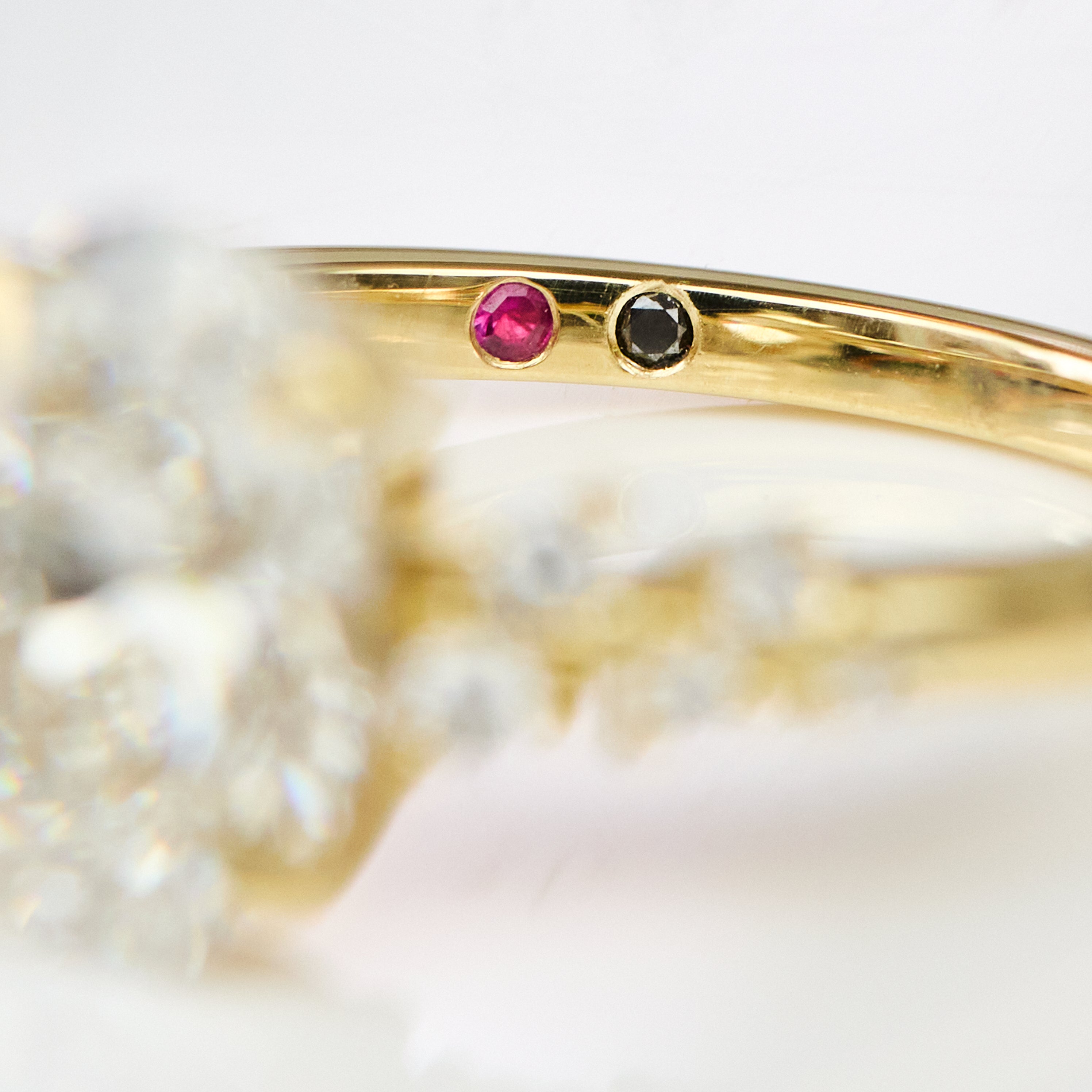 Lab-Grown Oval Diamond Yellow Gold Engagement Ring