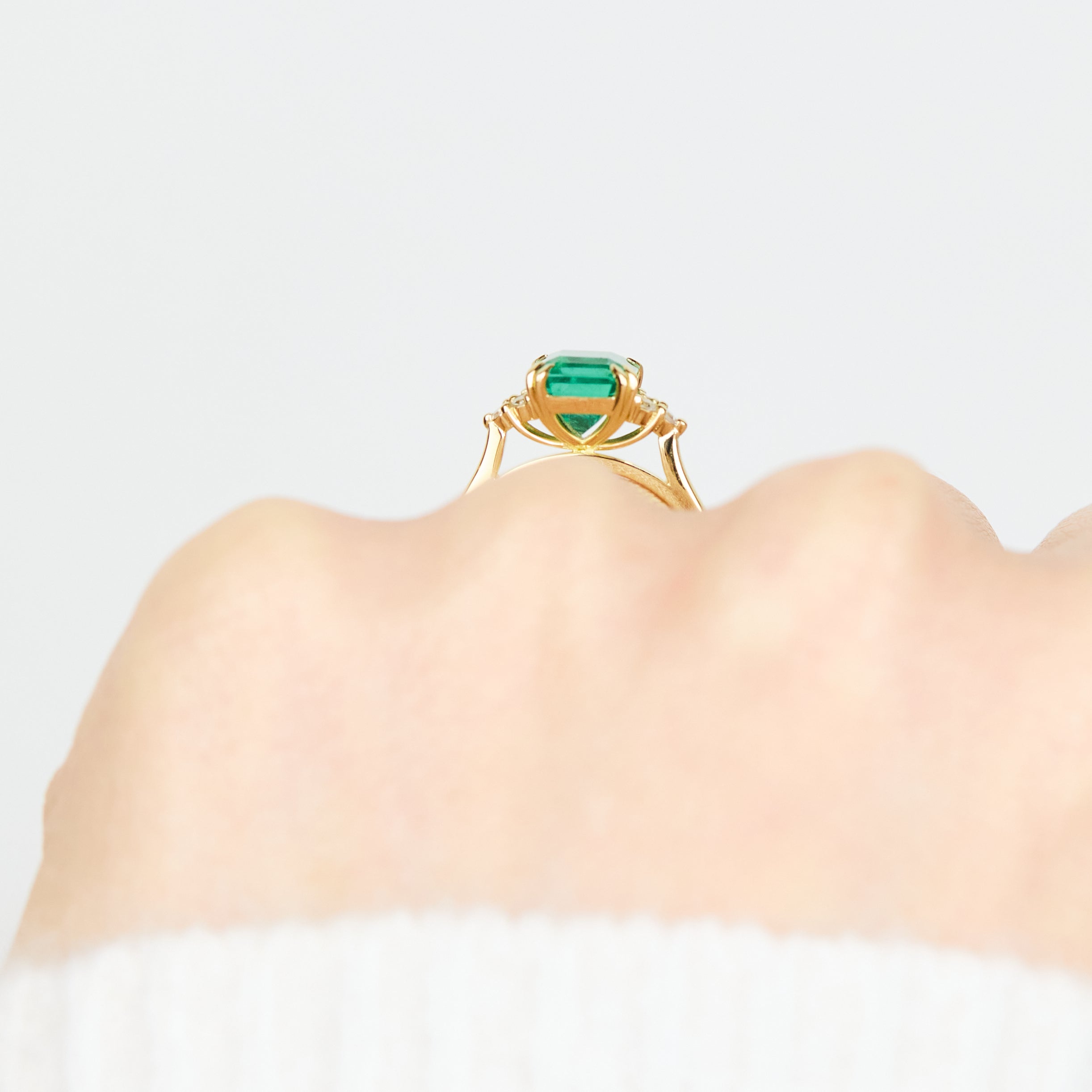 Custom engagement rings