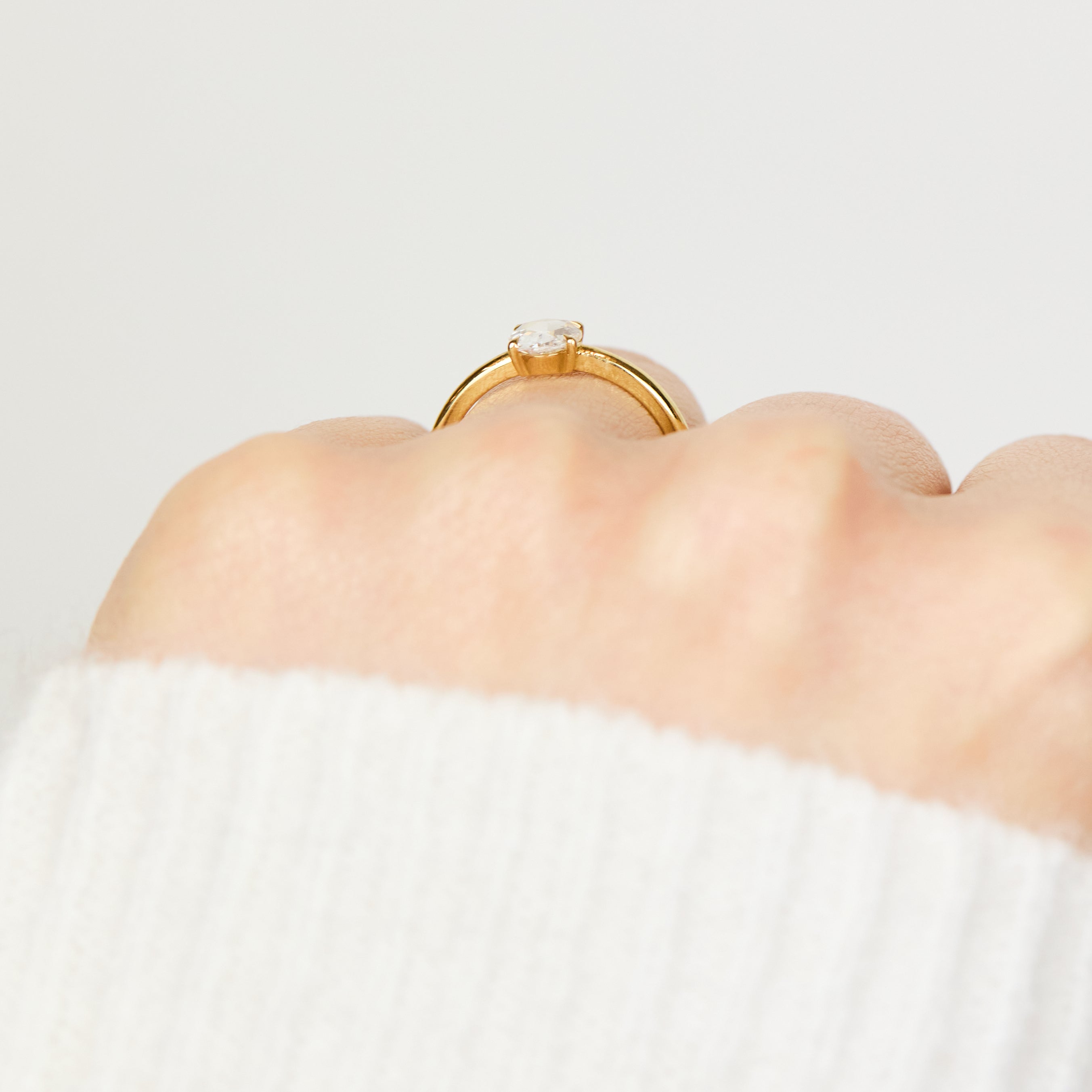 Lab grown diamond ring uk