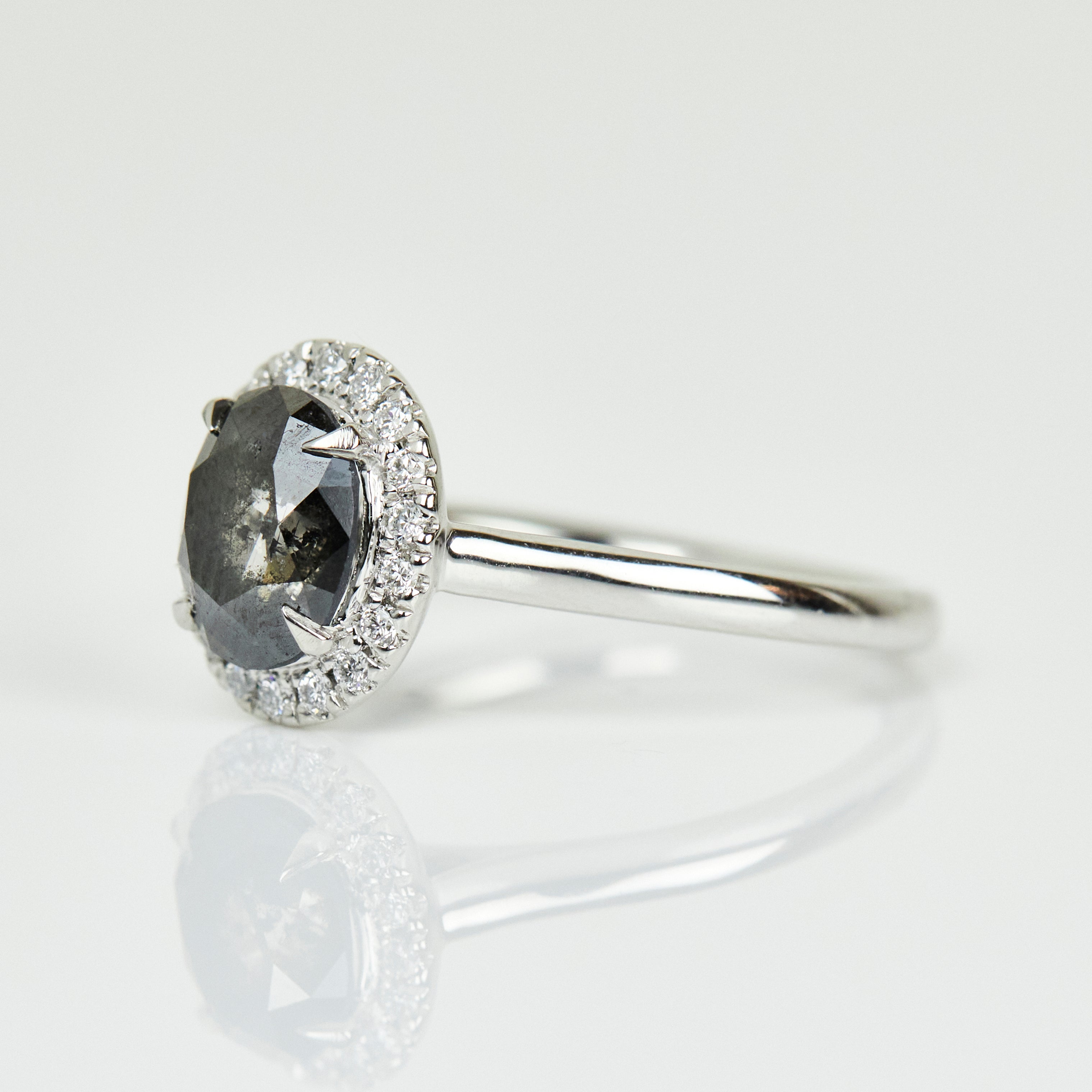 Custom engagement rings