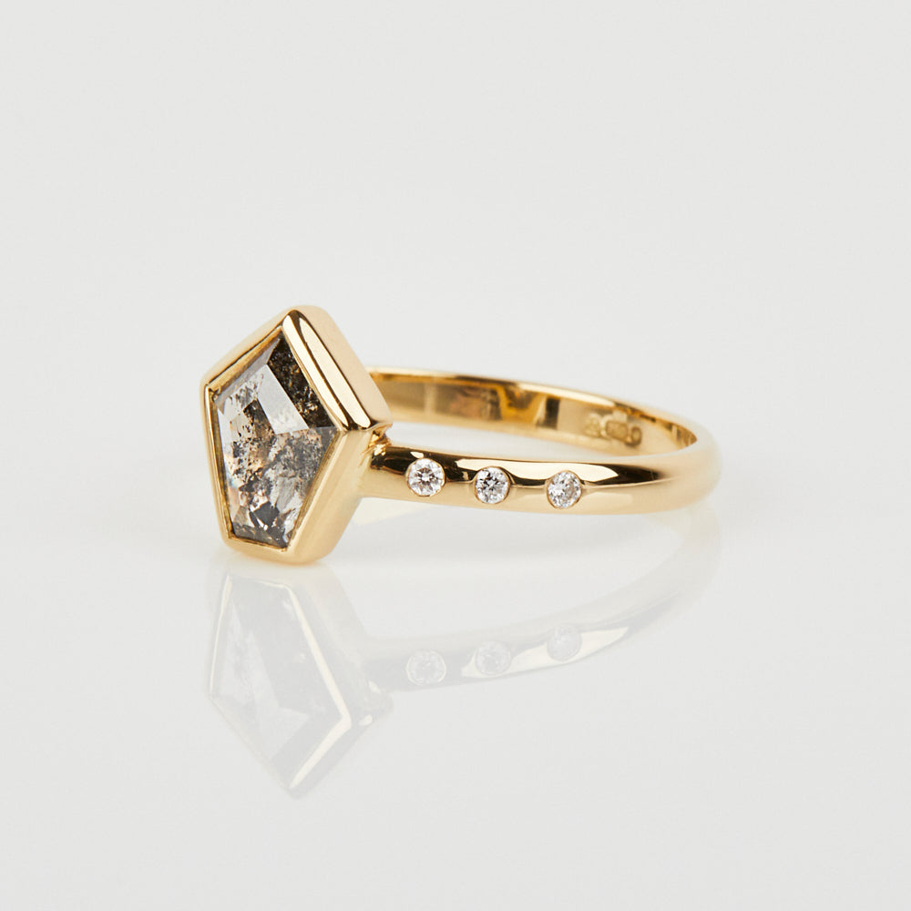 18ct yellow gold salt and pepper shield diamond engagement bezel ring