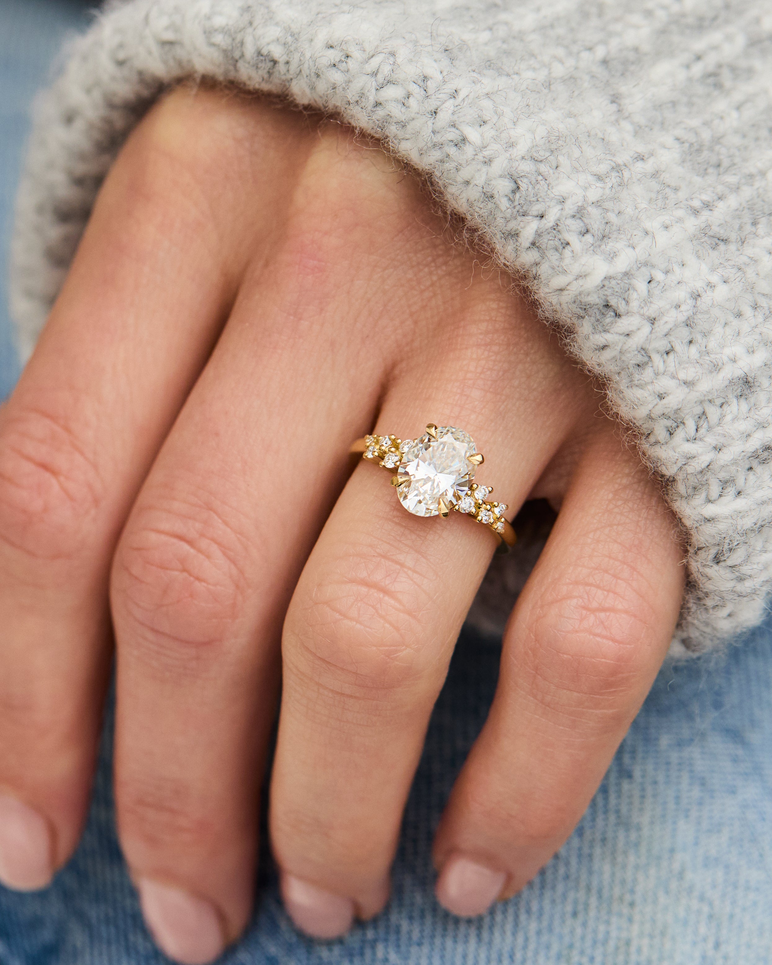 Lab-Grown Oval Diamond Yellow Gold Engagement Ring