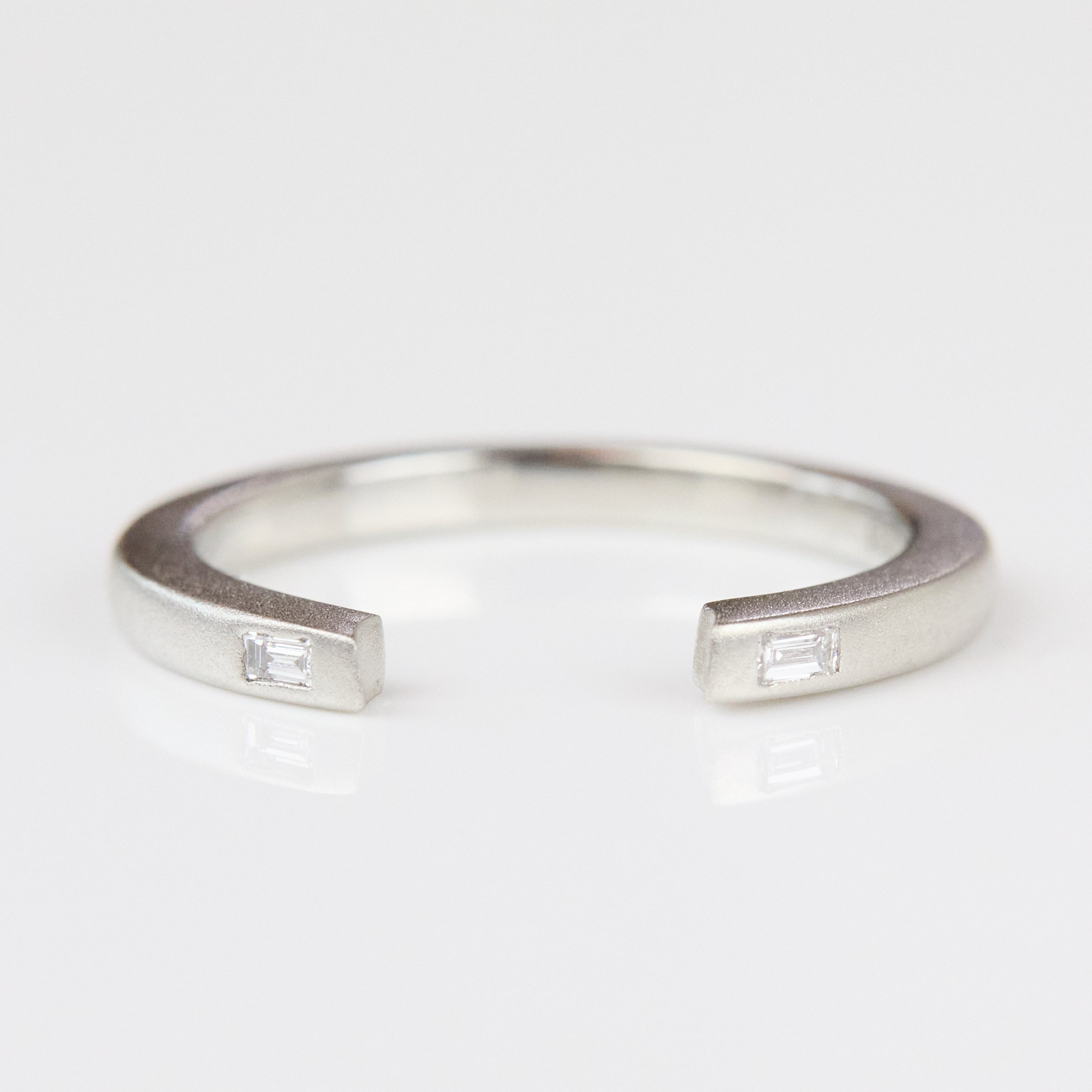 Platinum diamond wedding ring women