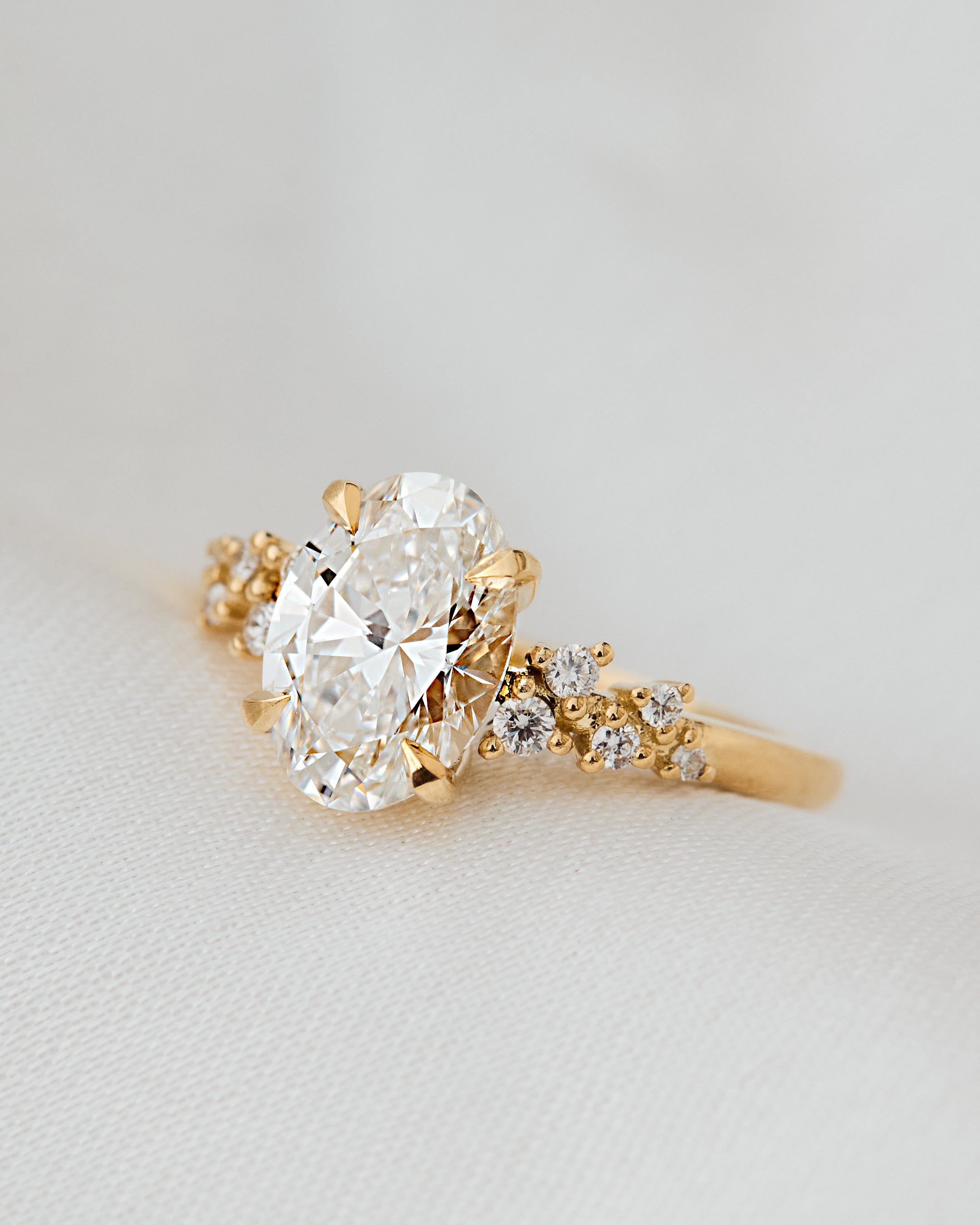 Lab-Grown Oval Diamond Yellow Gold Engagement Ring