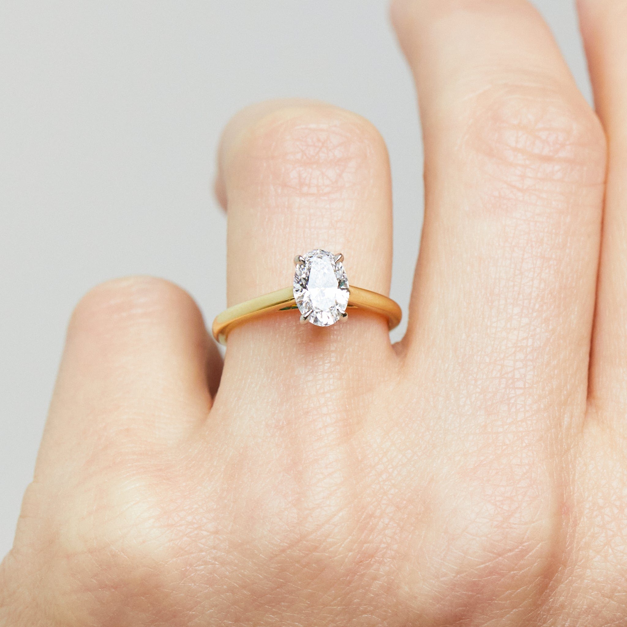 18ct yellow gold oval solitaire lab grown diamond ring UK