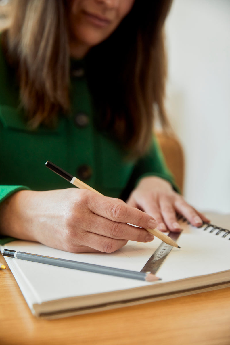 From Sketch to Sparkle: The Journey of a Bespoke SPJ Ring