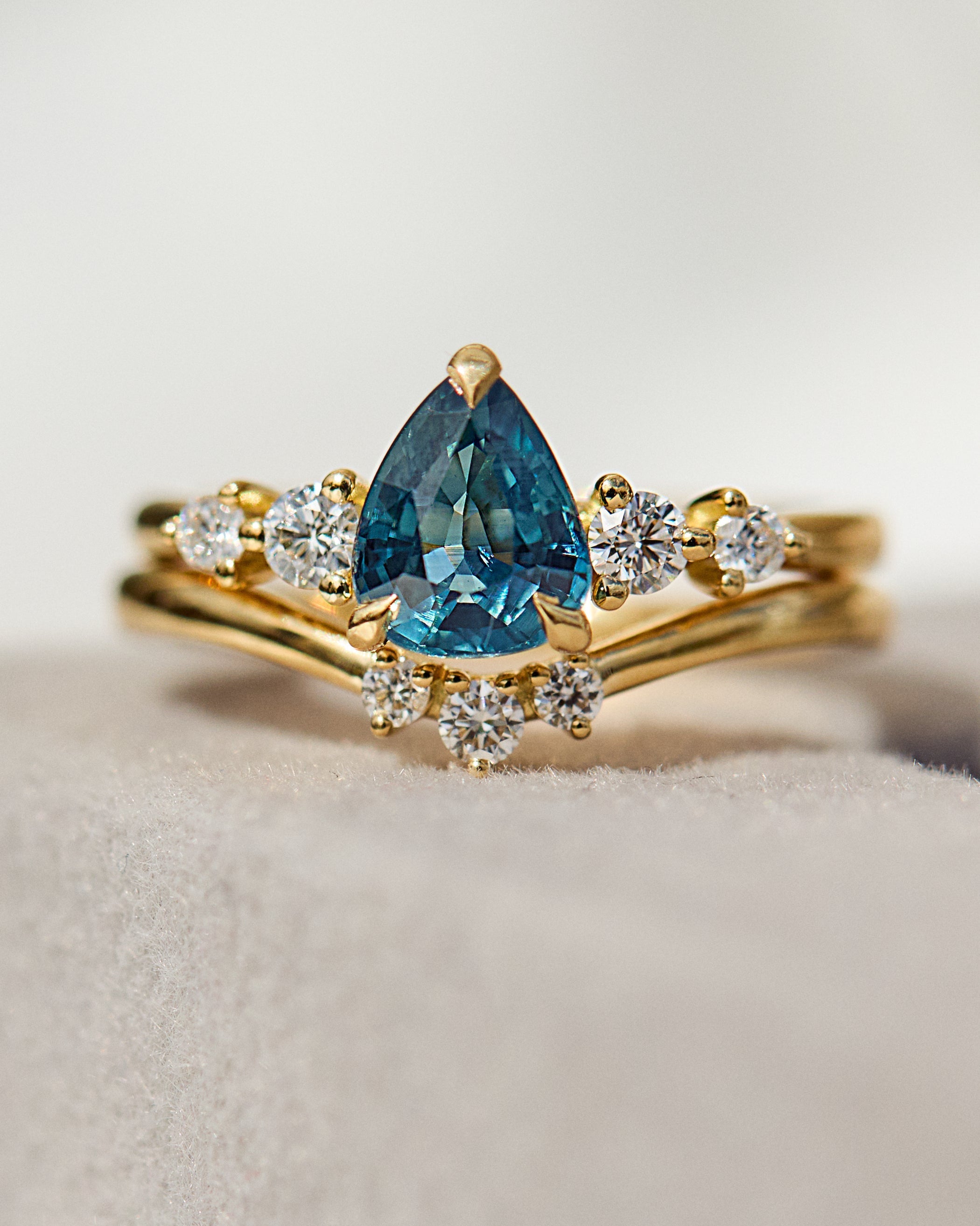 What Makes a Sapphire Valuable?