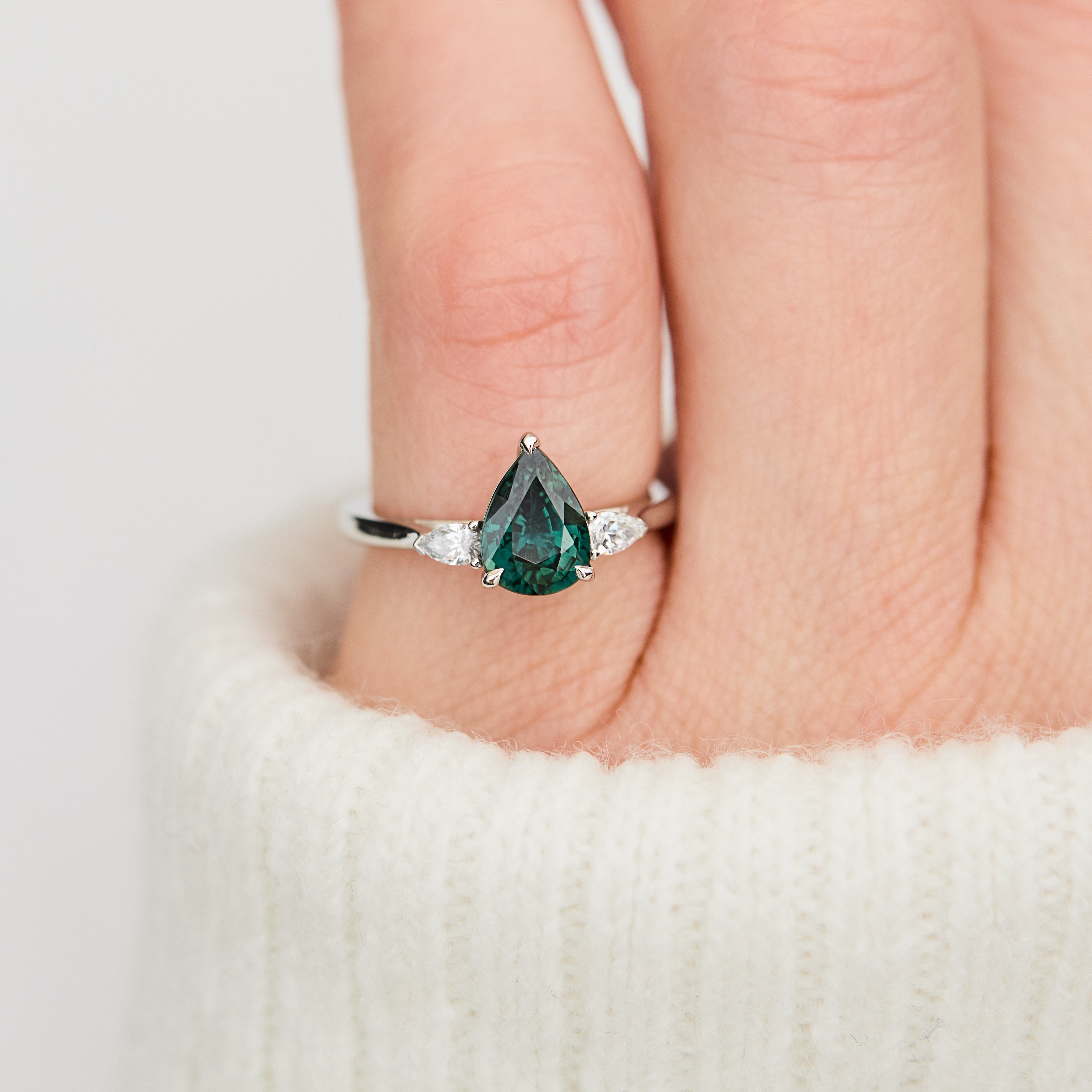How to Choose Between a Solitaire and Trilogy Engagement Ring