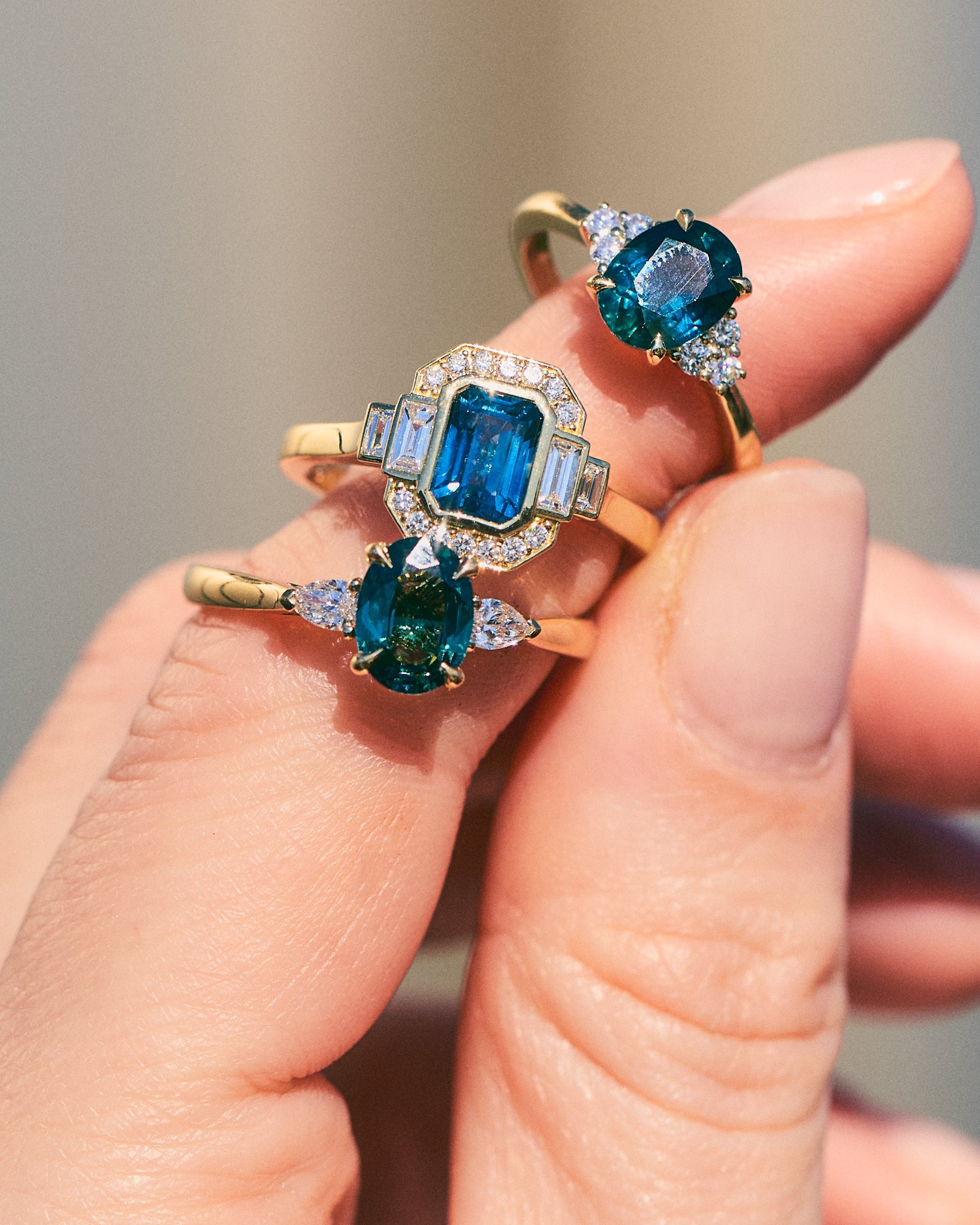 A Guide To Coloured Gemstones For Engagement Rings
