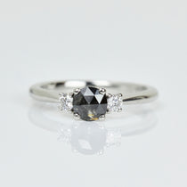 Custom engagement rings