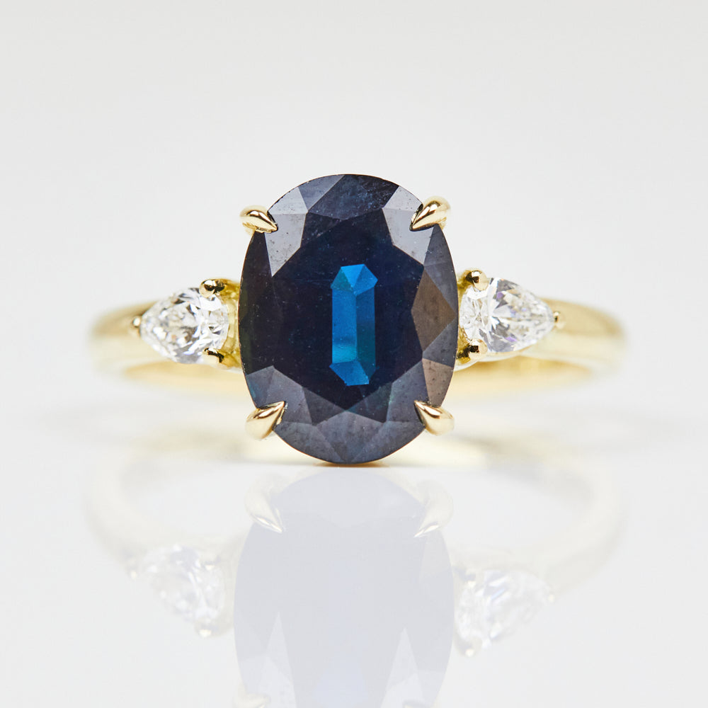 Sapphire engagement rings UK