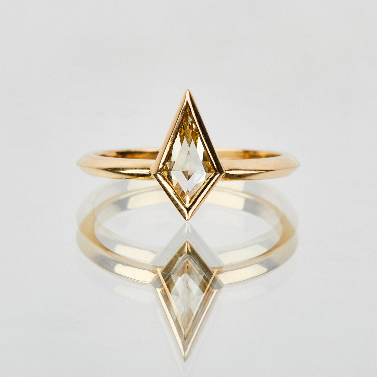 Custom engagement rings