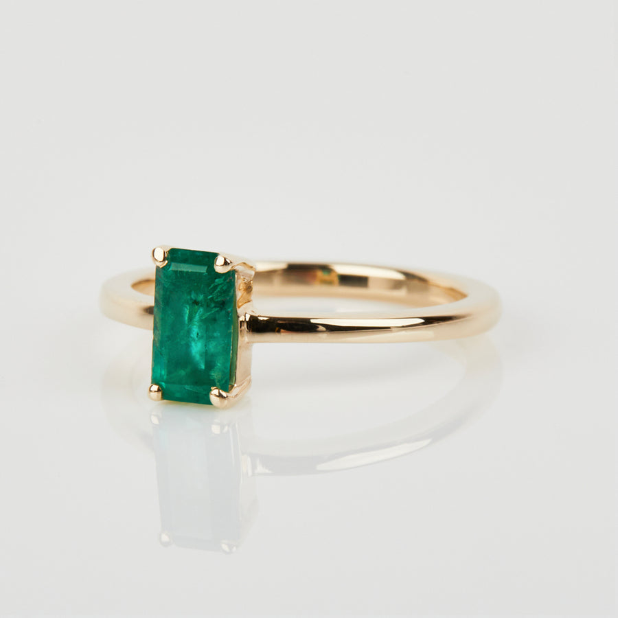 0.88ct Green Emerald Gold Juno Ring