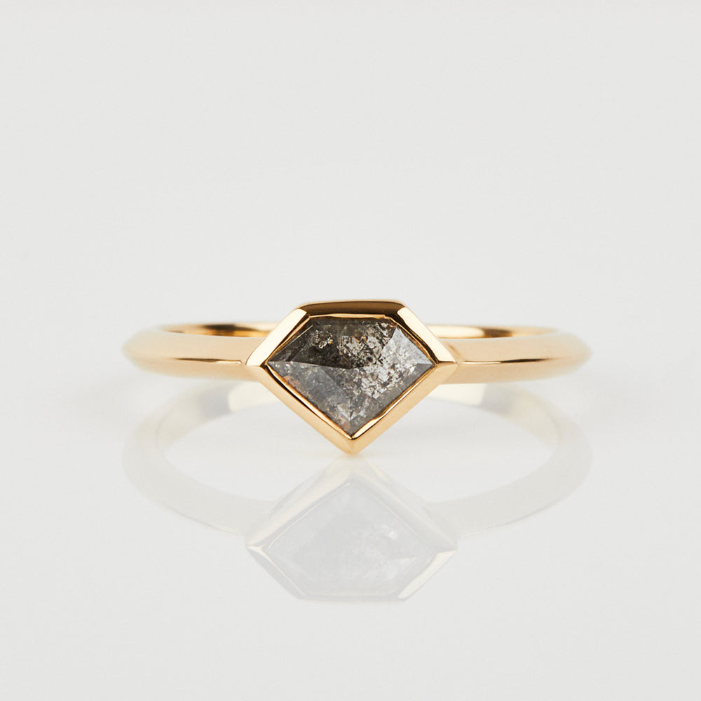 18ct yellow gold salt and pepper shield diamond engagement bezel ring
