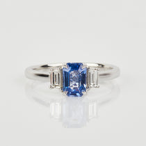 Sapphire engagement rings UK