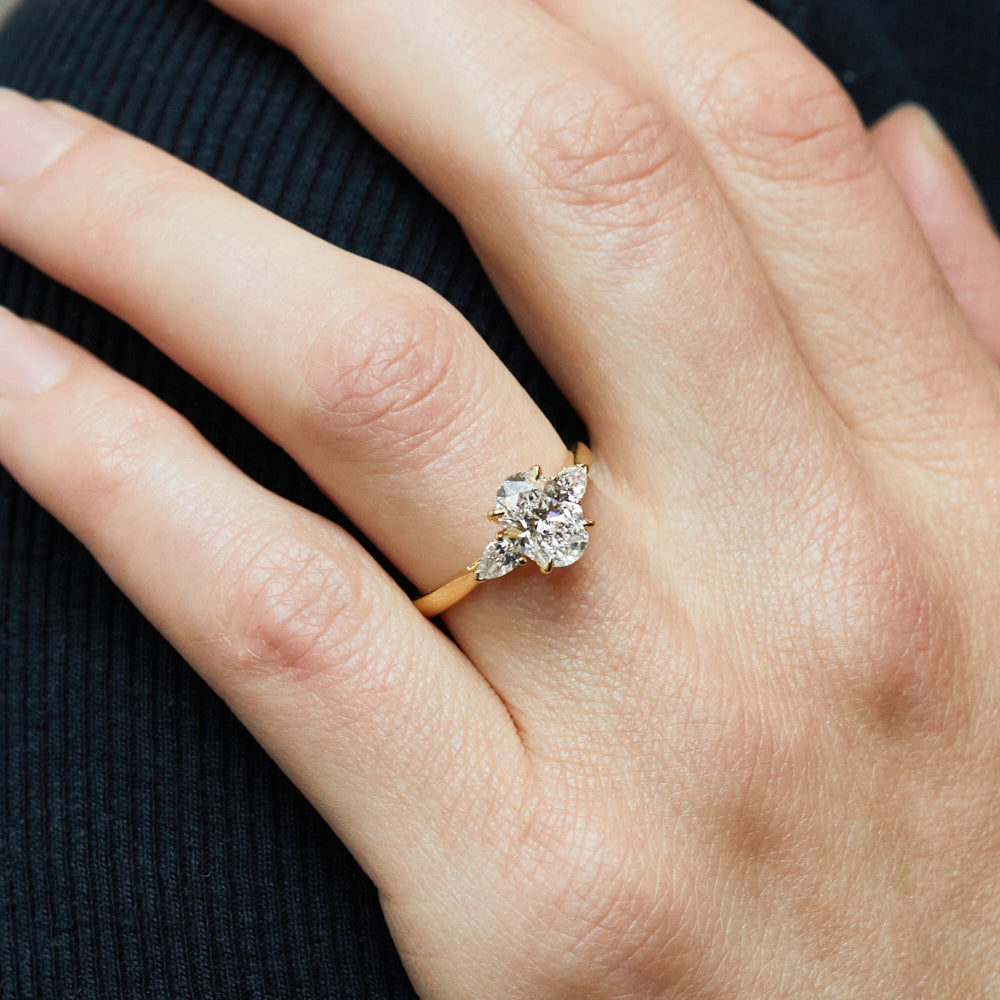 18ct yellow gold oval trilogy lab grown diamond ring UK
