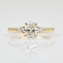 18ct yellow gold oval trilogy lab grown diamond ring UK