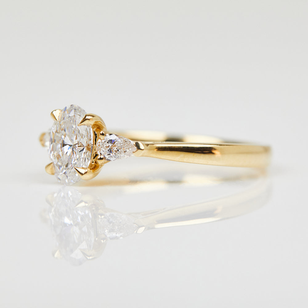 18ct yellow gold oval trilogy lab grown diamond ring UK