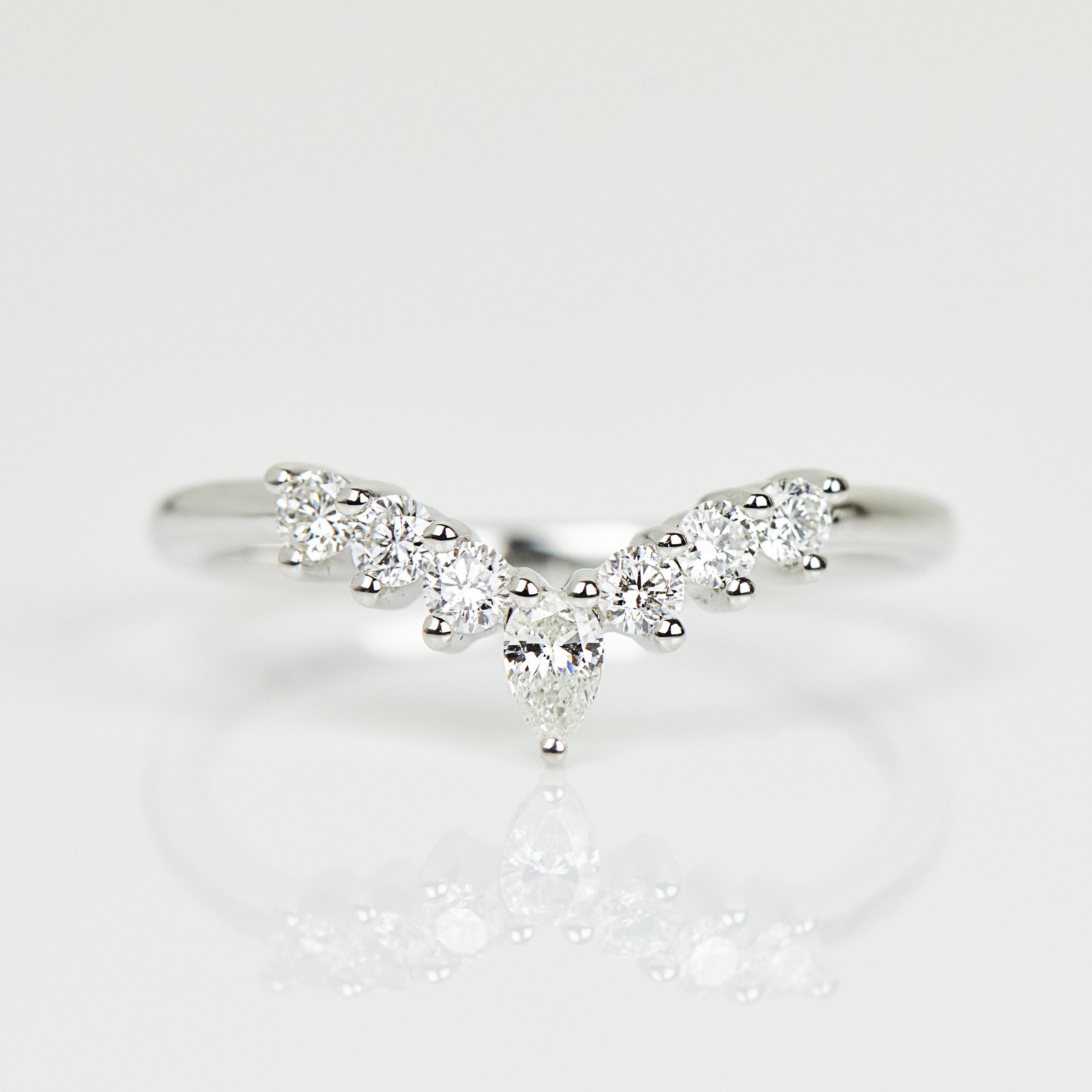Platinum diamond wedding ring women