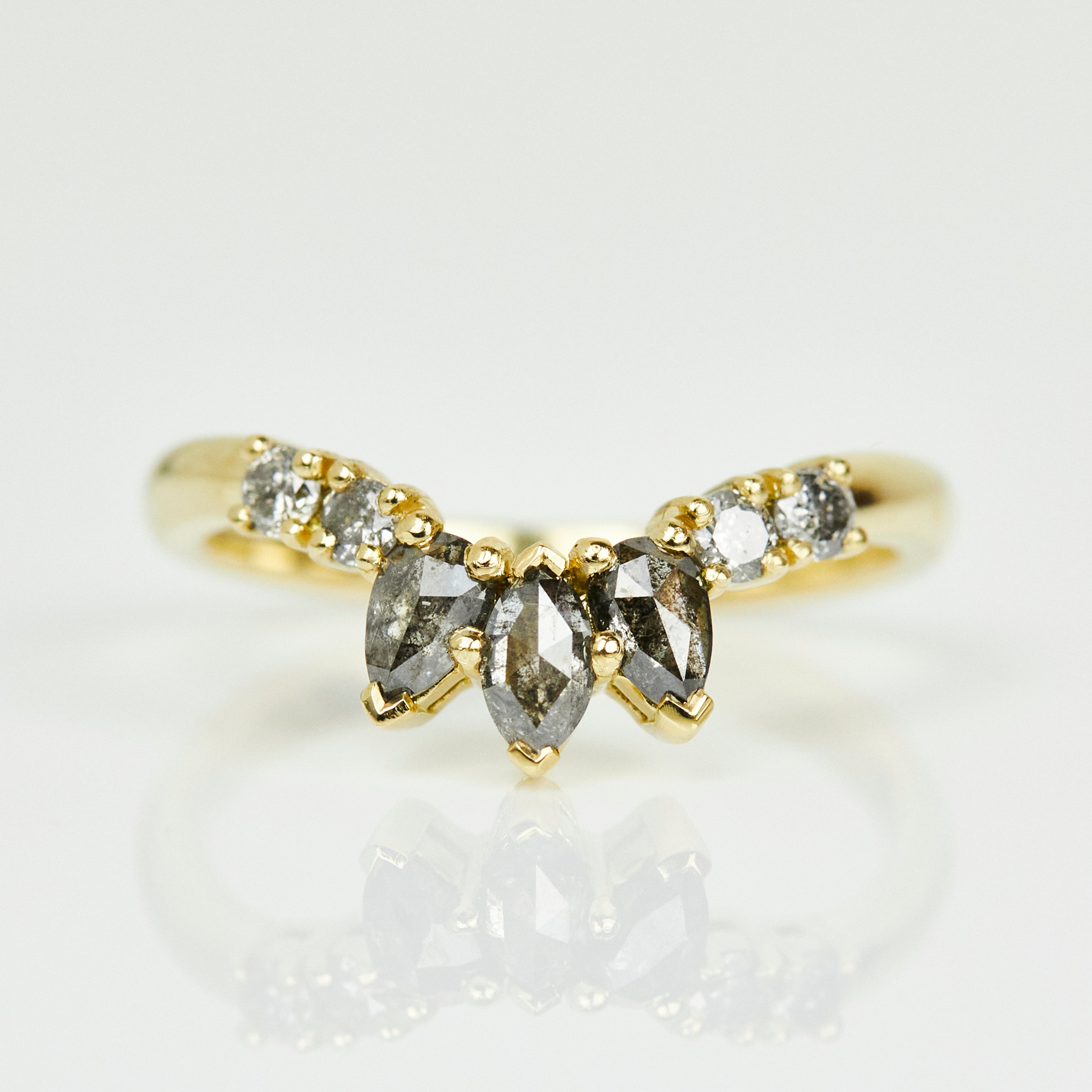 18ct yellow gold diamond wedding ring women