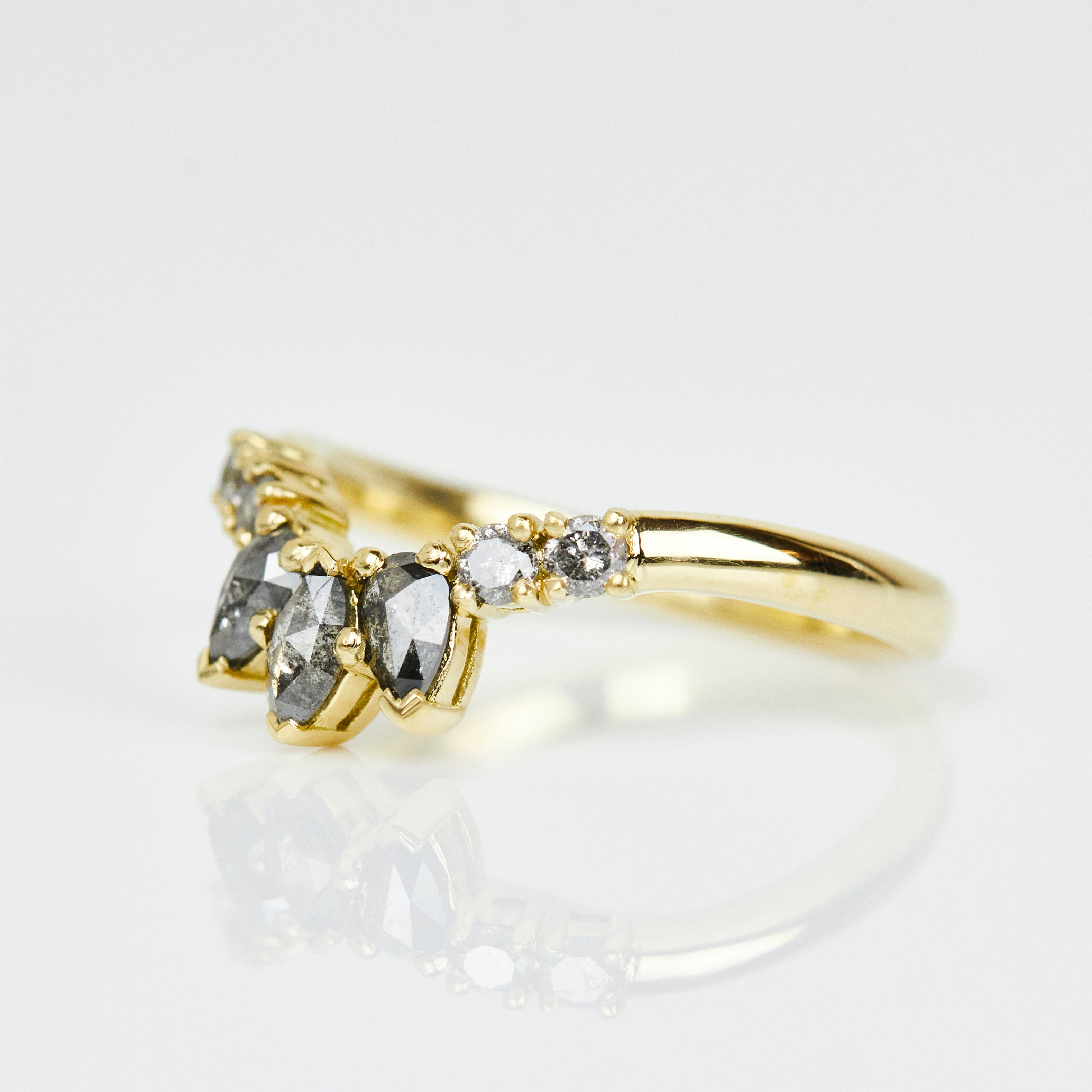 18ct yellow gold diamond wedding ring women