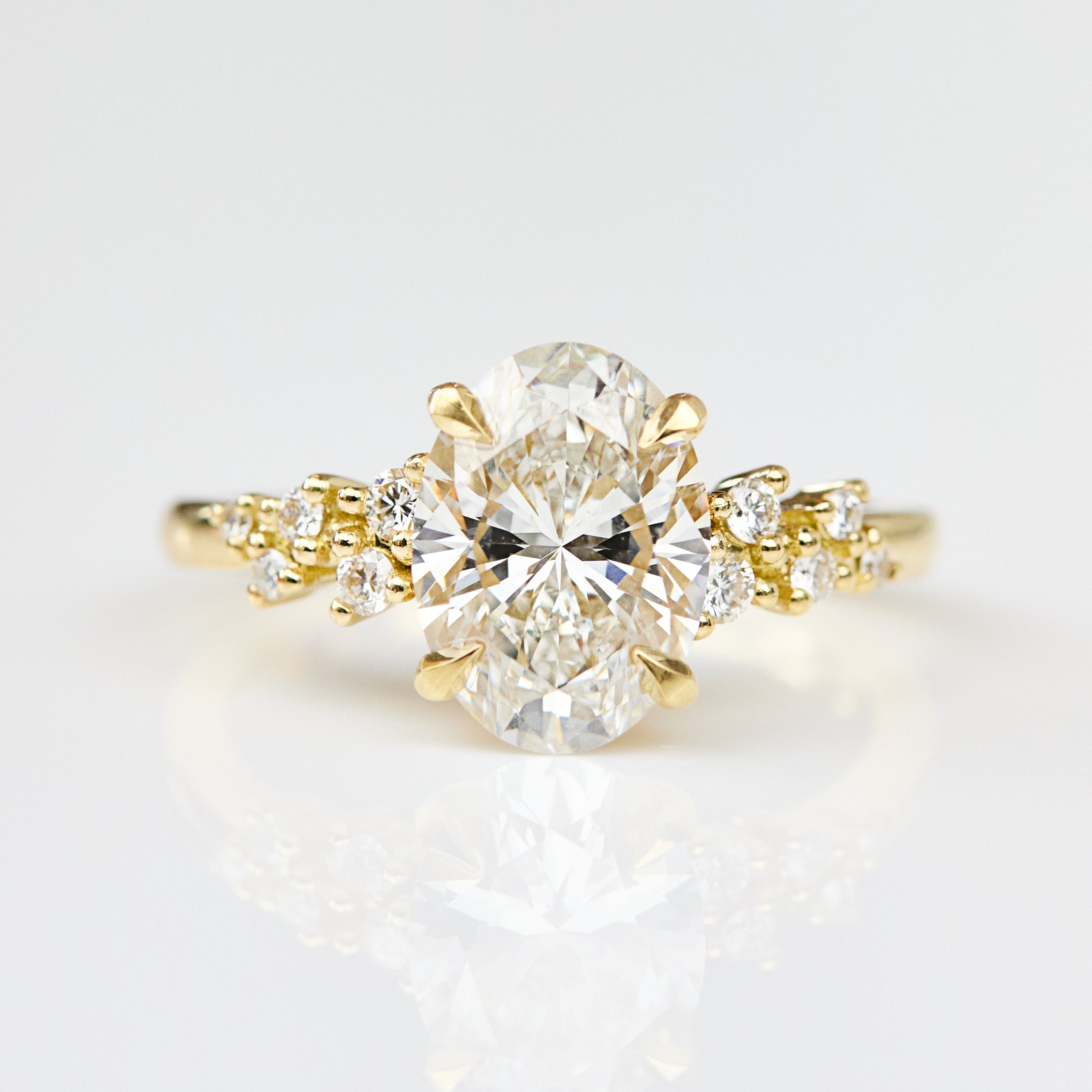Lab-Grown Oval Diamond Yellow Gold Engagement Ring