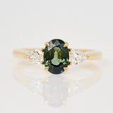 18ct yellow gold sapphire ring
