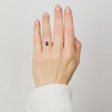 18ct yellow gold sapphire ring