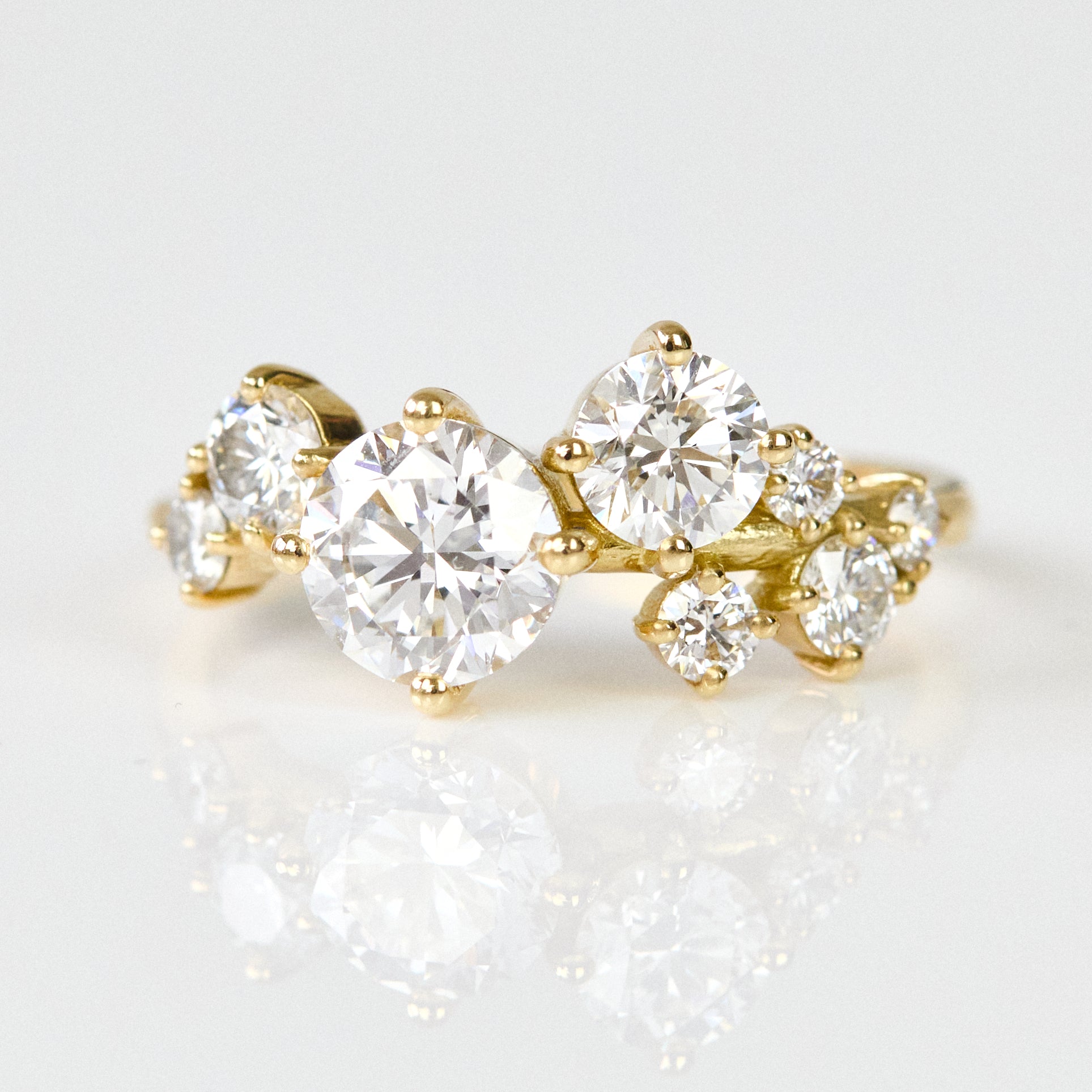 Lab grown diamond ring uk