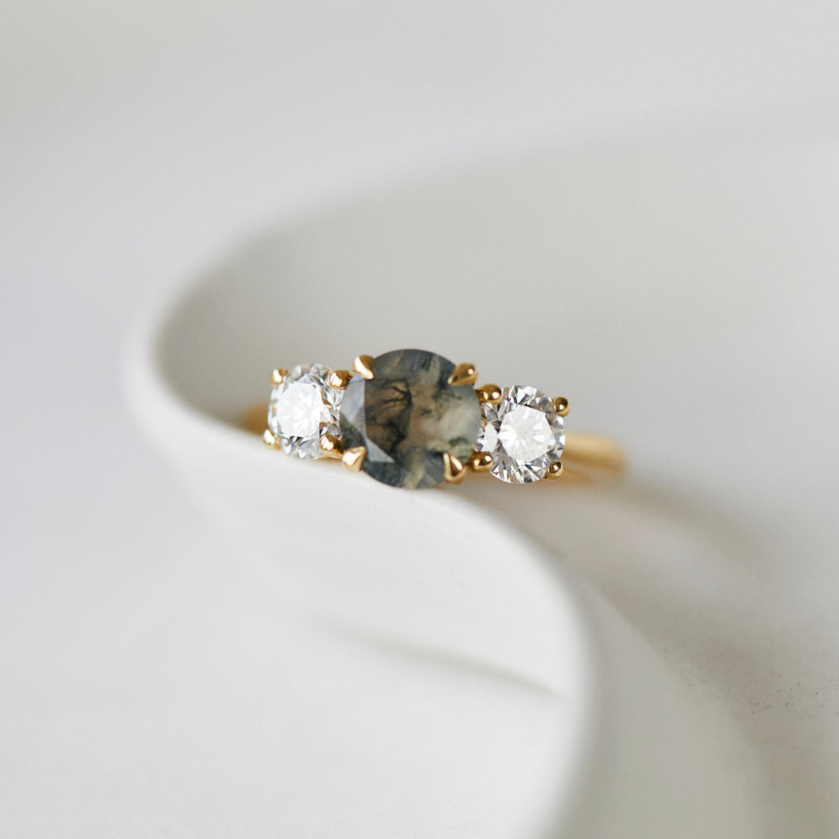 Custom engagement rings