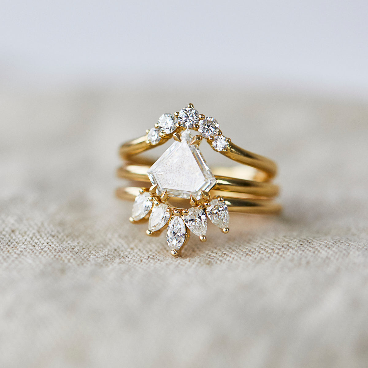 Lab grown diamond ring uk