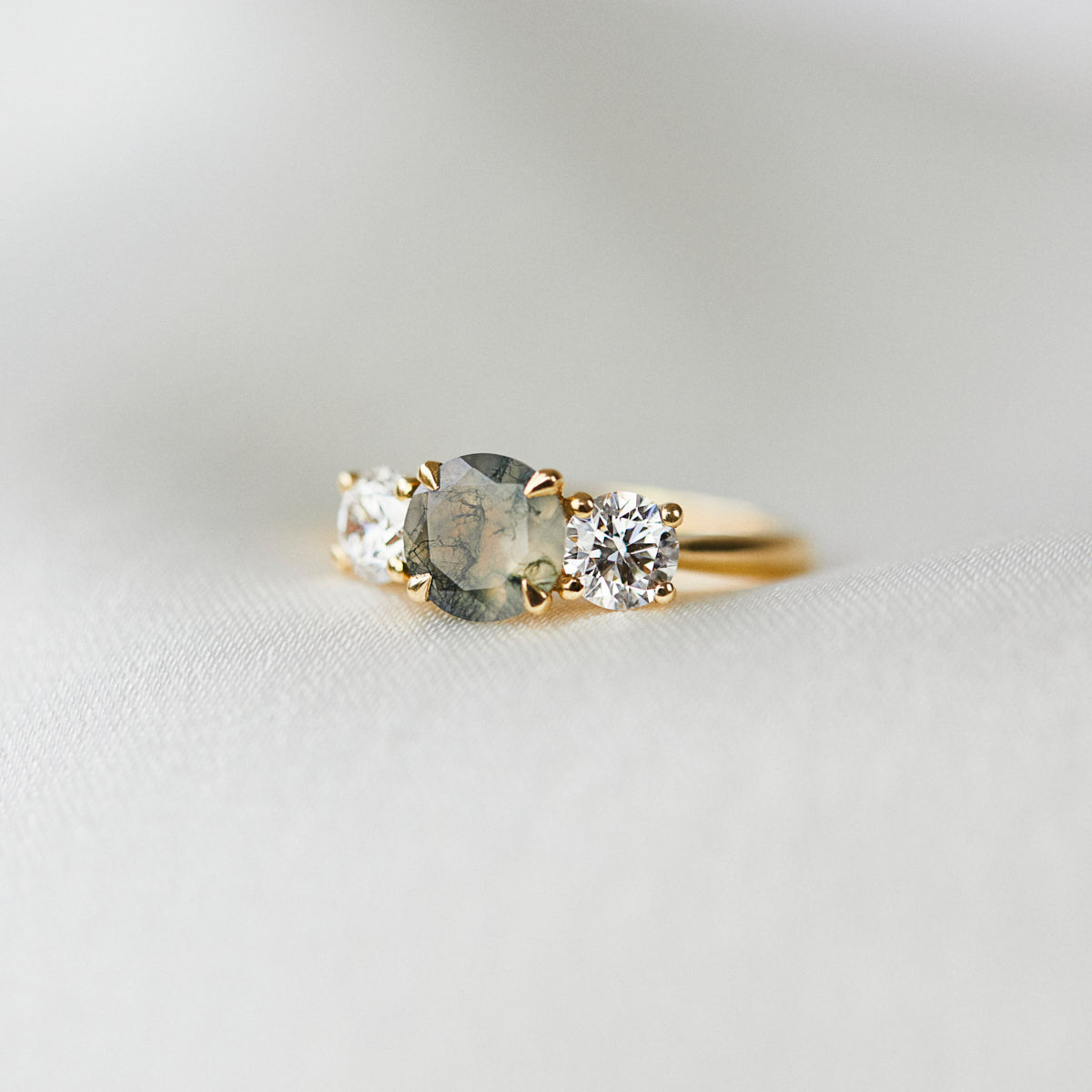 Custom engagement rings