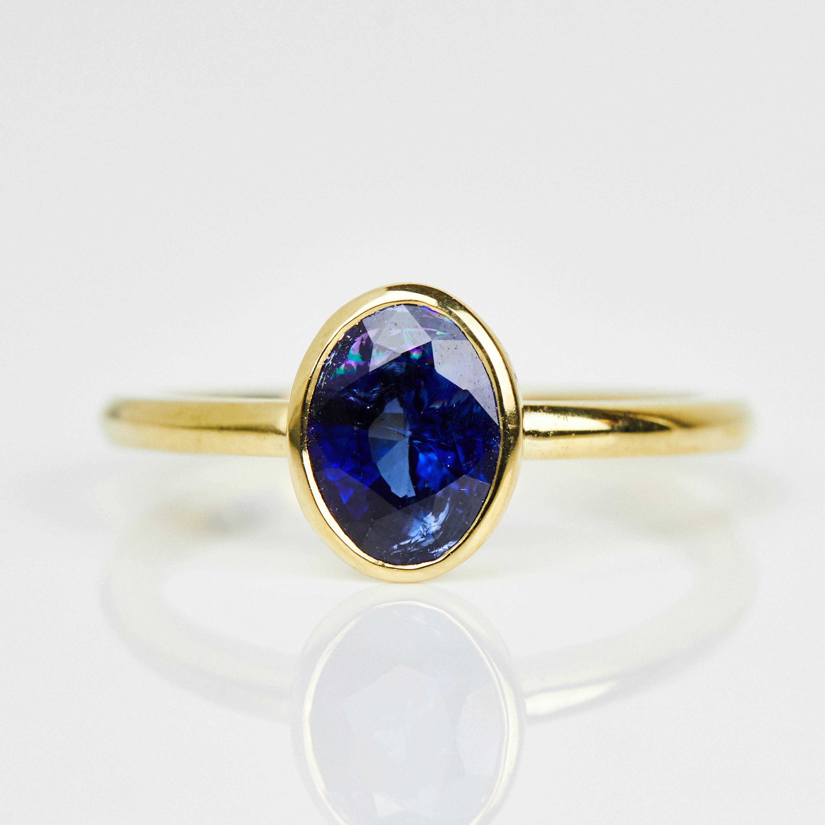 Sapphire engagement rings UK
