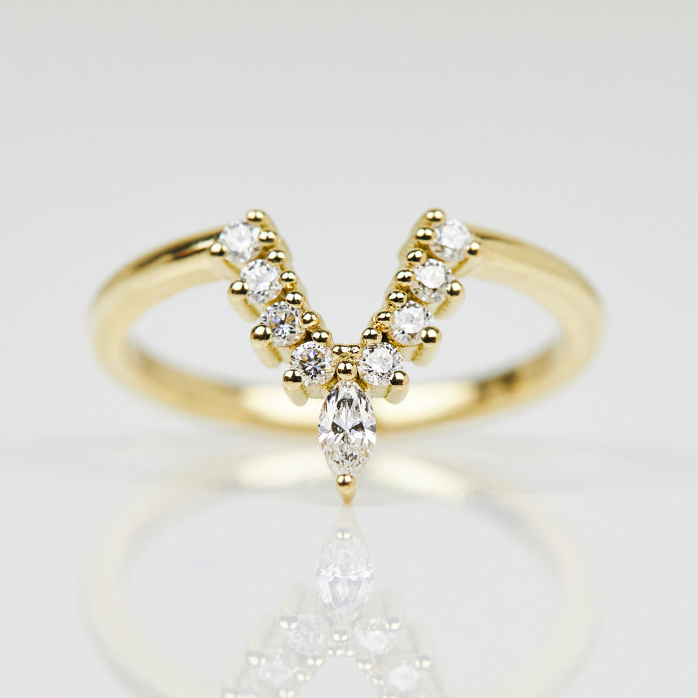 18ct yellow gold diamond wedding ring women