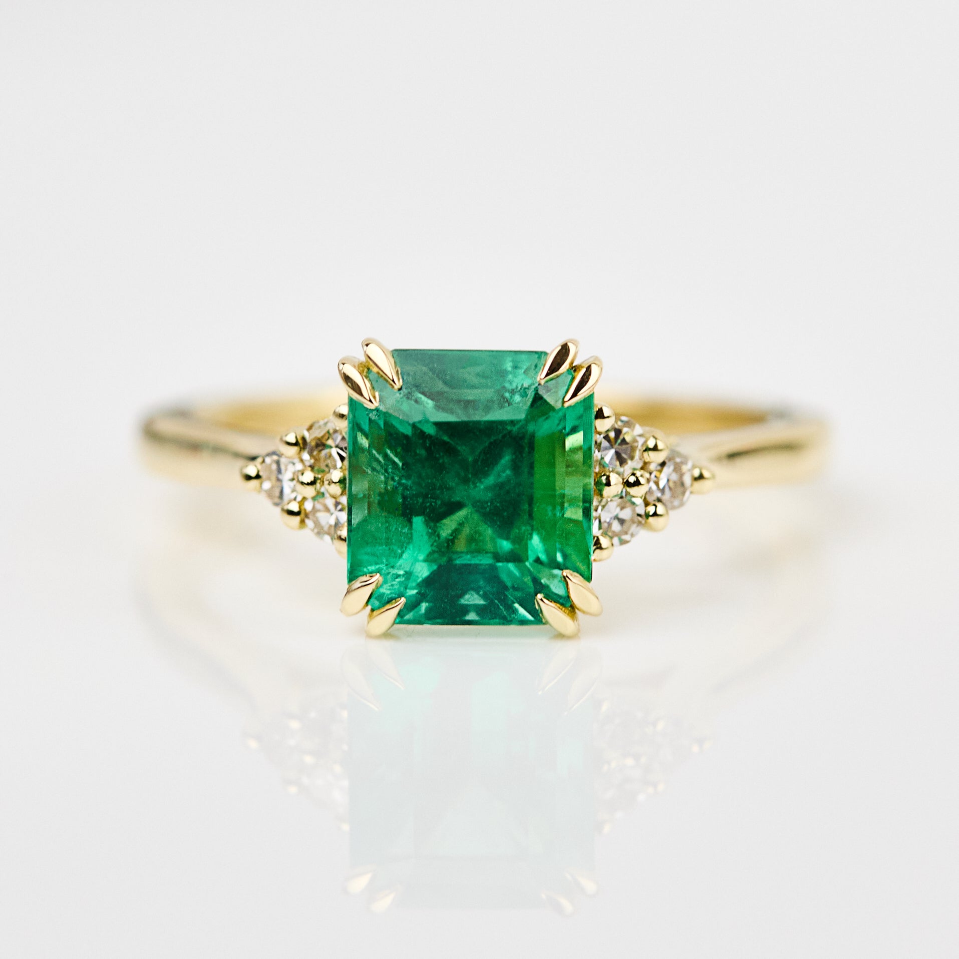 Custom engagement rings