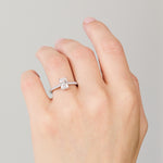​Lab grown diamond ring uk