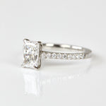 ​Lab grown diamond ring uk