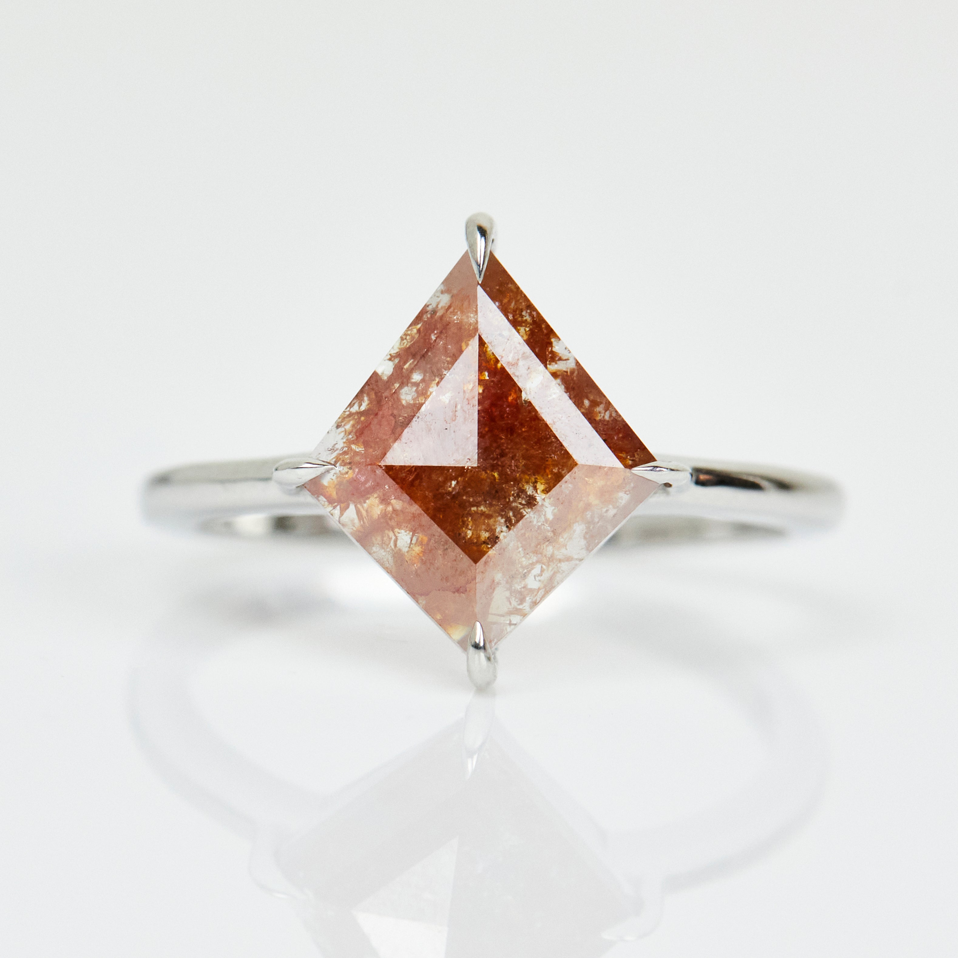 Rustic Kite Diamond Ring