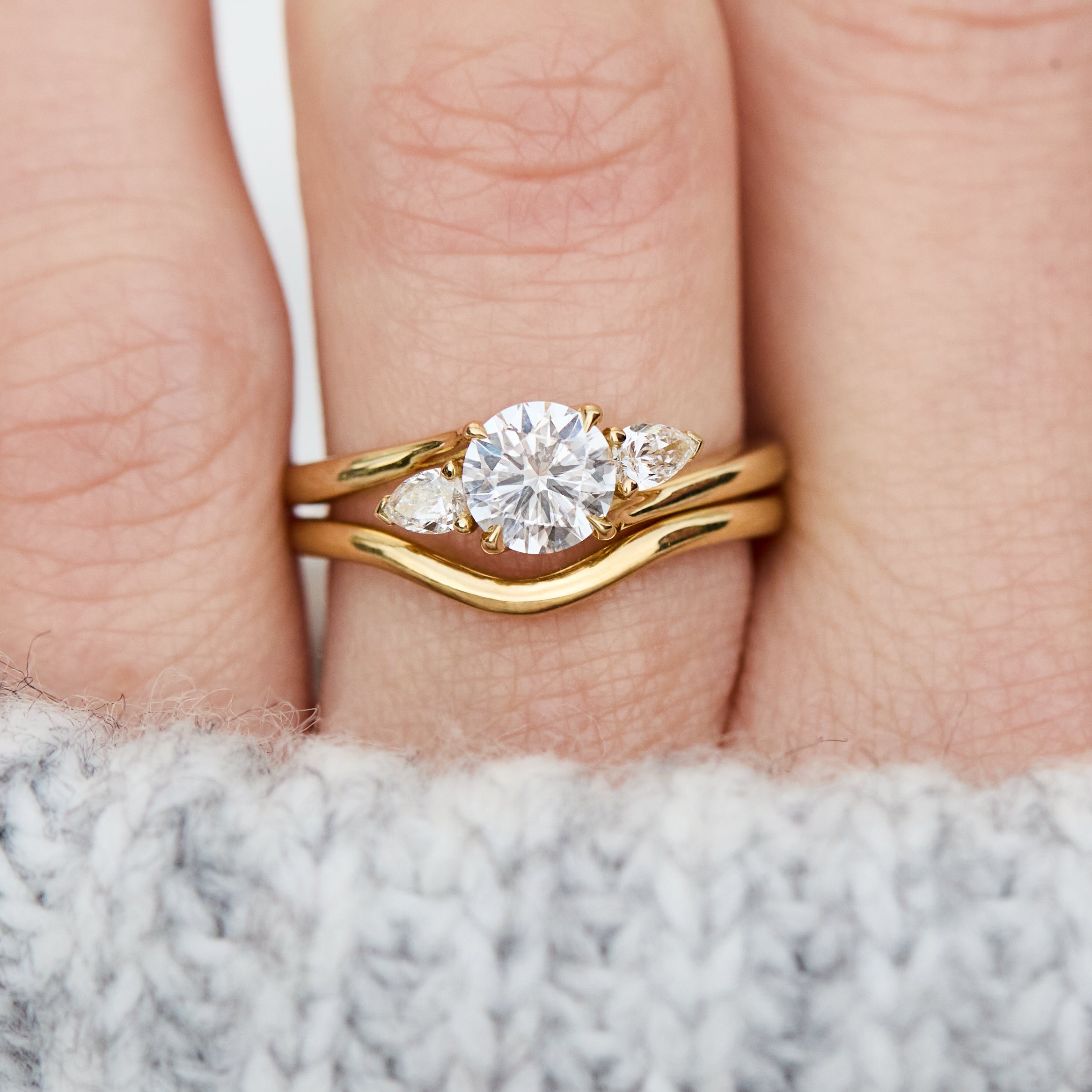 The Anaïs Wedding Ring