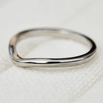 The Anaïs Wedding Ring in platinum