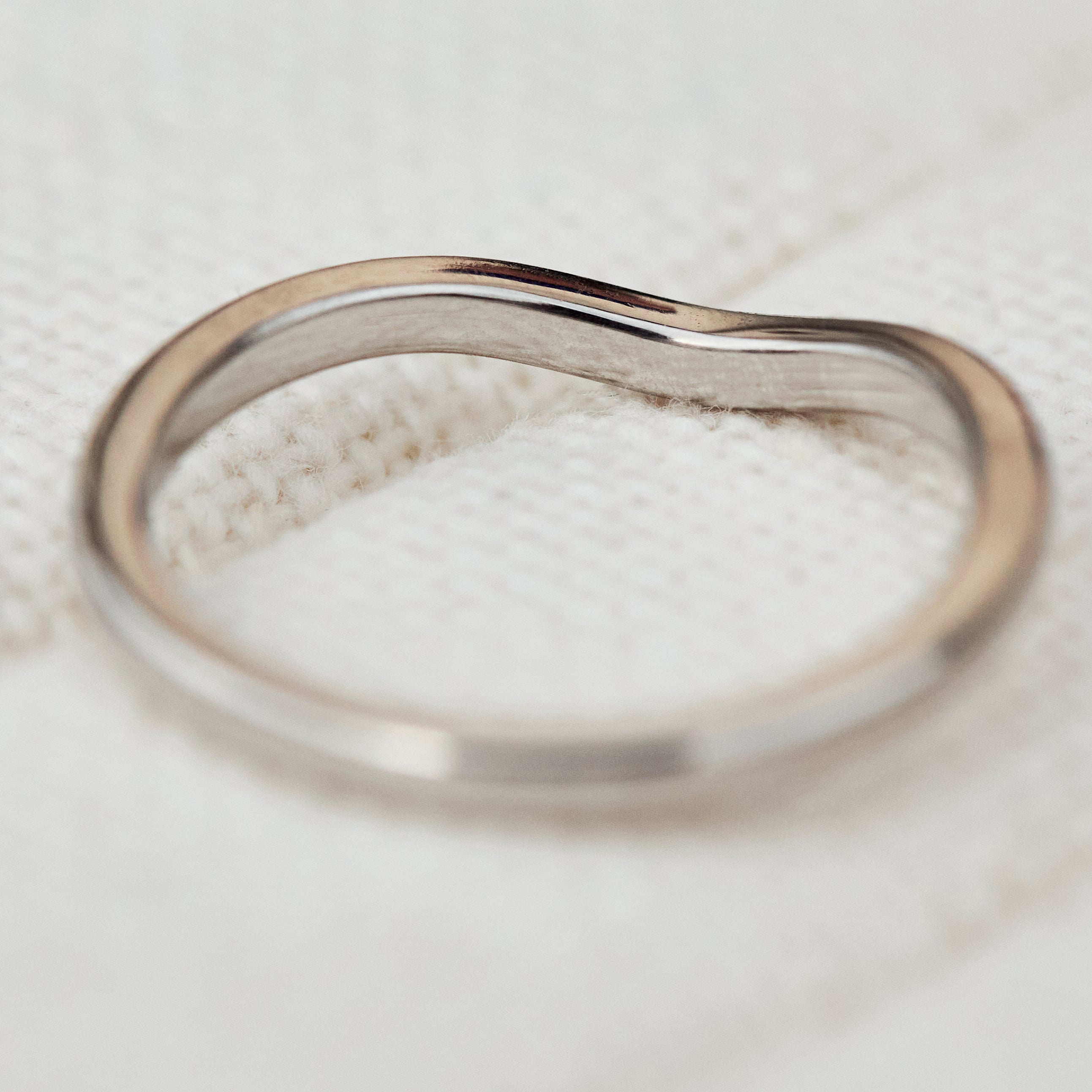 The Anaïs Wedding Ring in platinum