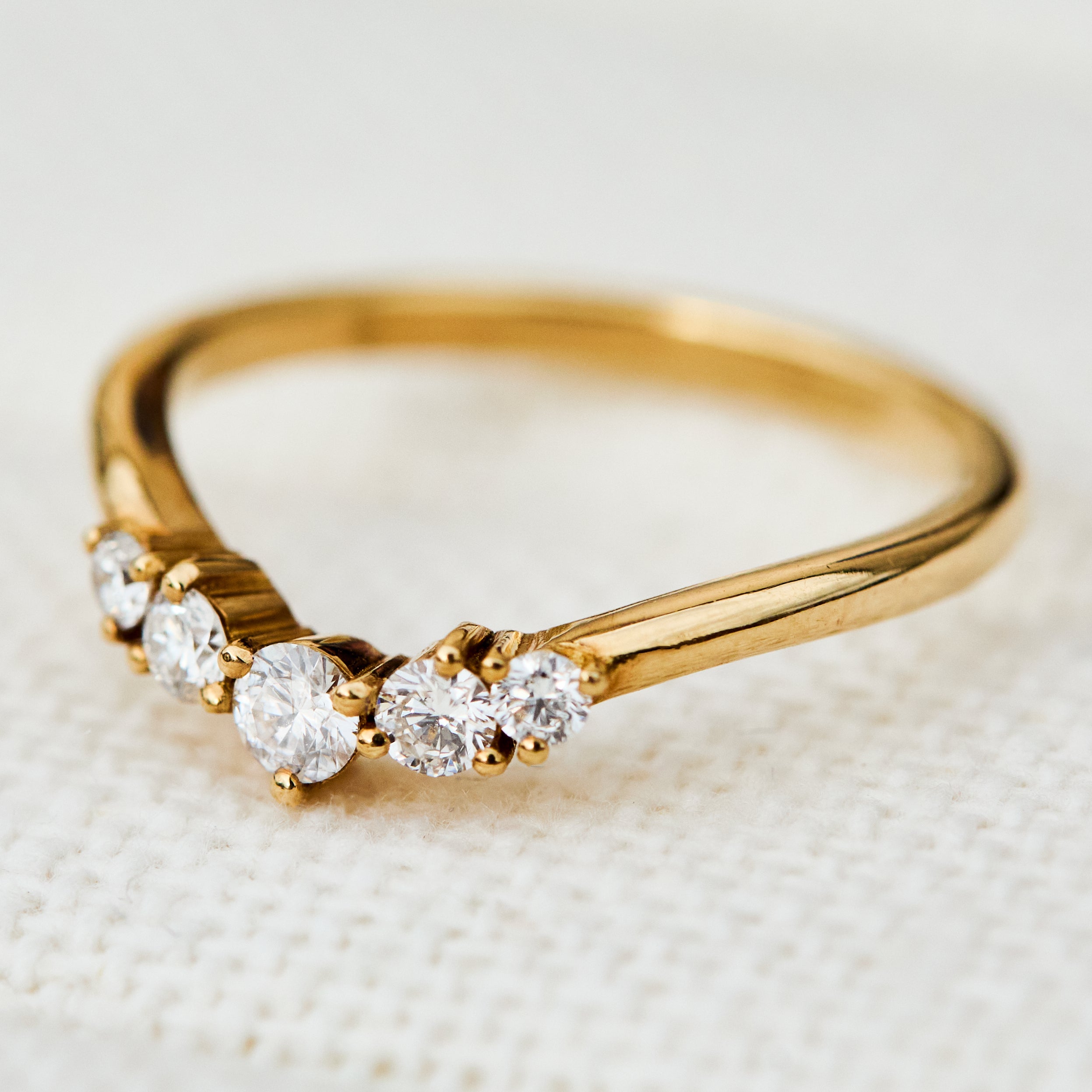 ariadne yellow gold five diamond wedding ring