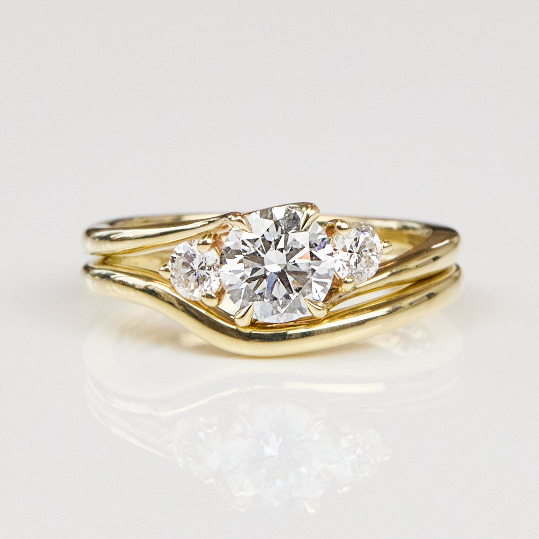 Bespoke Fitted Curved Wedding Ring