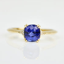 Sapphire engagement rings uk 